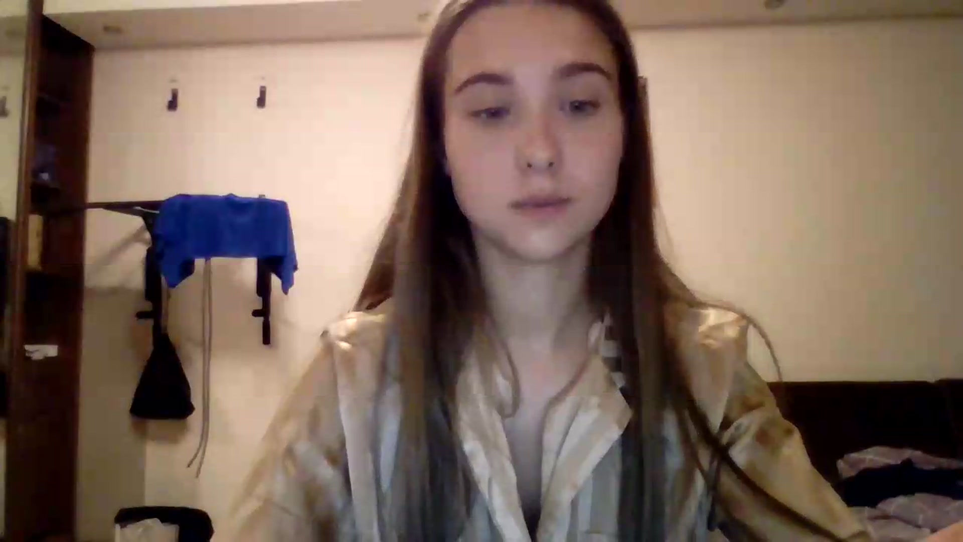 Gallery image thumbnail from ElariaVee's myfreecams stream on, 08/22/2026, 19:47 image 13 of 20