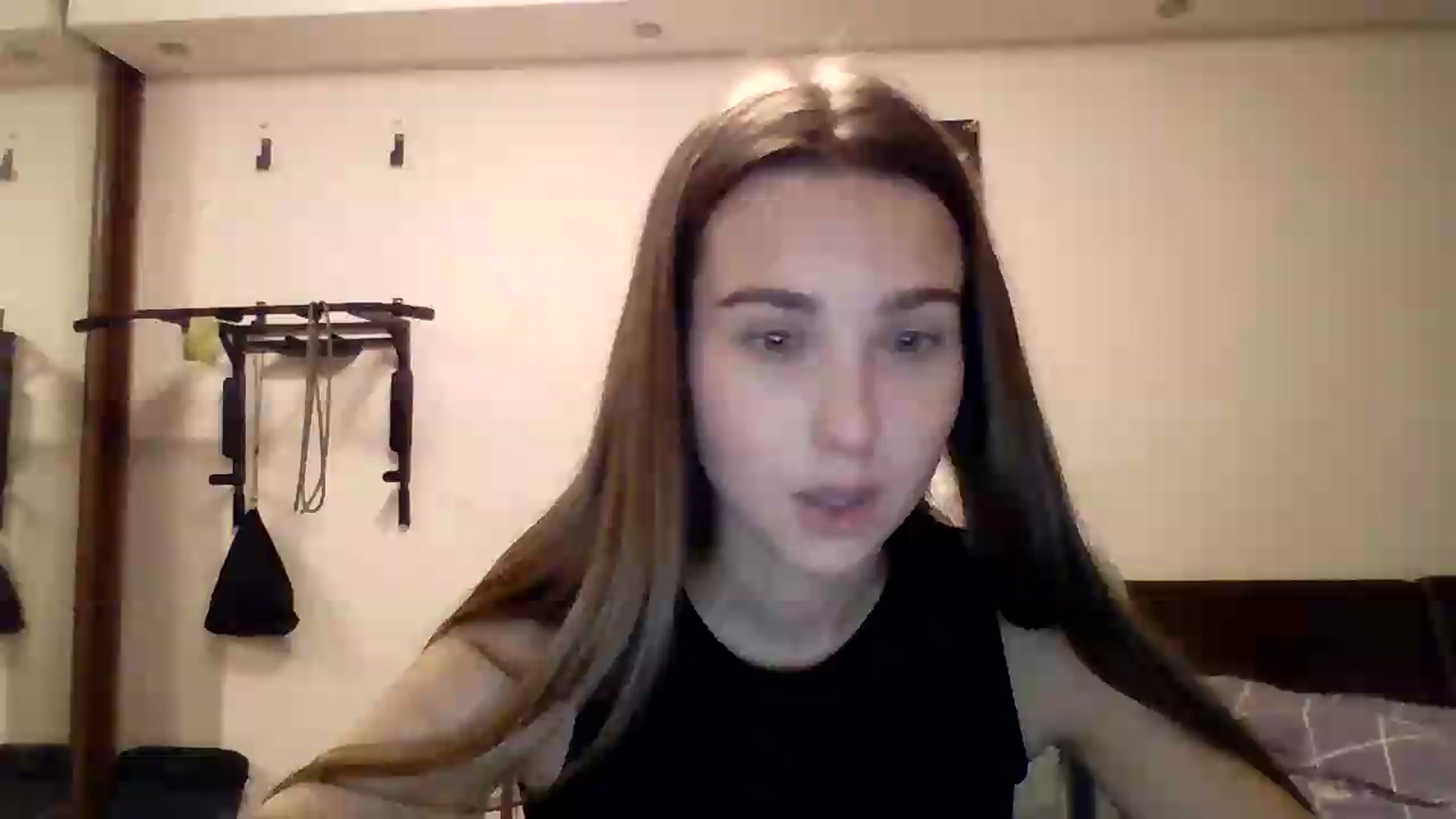 Gallery image thumbnail from ElariaVee's myfreecams stream on, 08/25/2026, 18:07 image 19 of 20