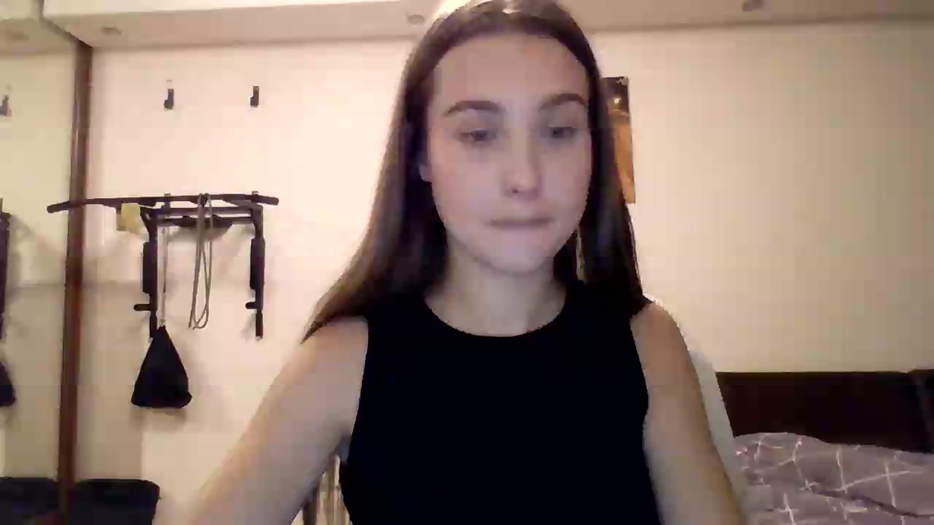 Gallery image thumbnail from ElariaVee's myfreecams stream on, 08/25/2026, 18:07 image 2 of 20