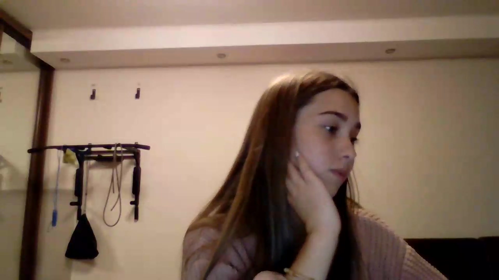 Gallery image thumbnail from ElariaVee's myfreecams stream on, 08/28/2026, 19:29 image 12 of 20