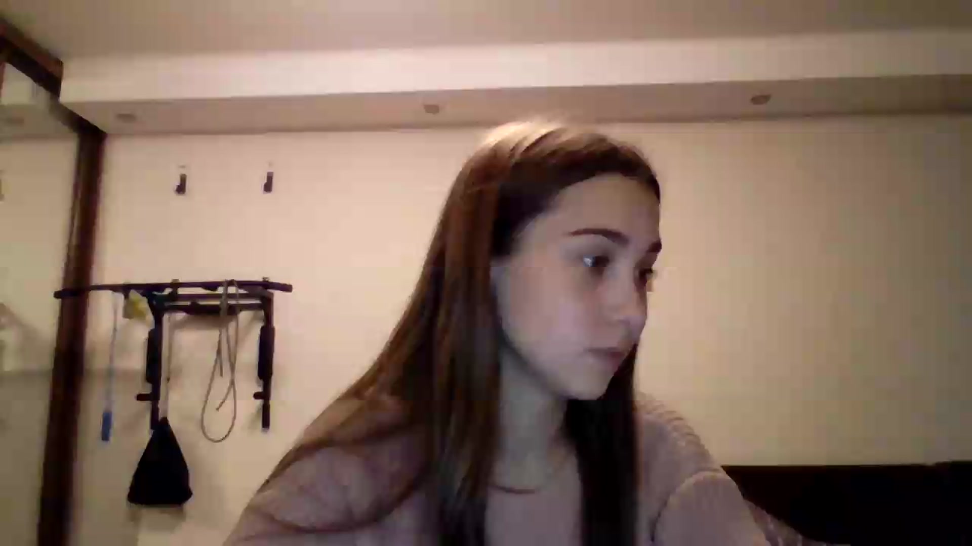 Gallery image thumbnail from ElariaVee's myfreecams stream on, 08/28/2026, 19:29 image 17 of 20