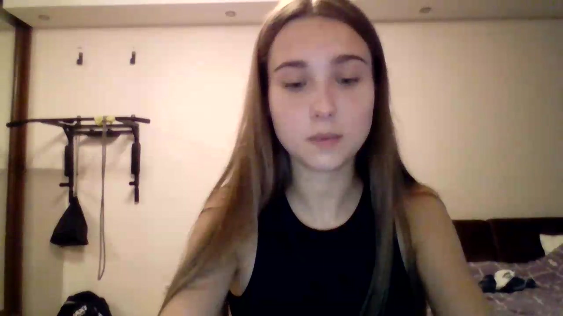 Gallery image thumbnail from ElariaVee's myfreecams stream on, 09/08/2026, 13:47 image 13 of 20