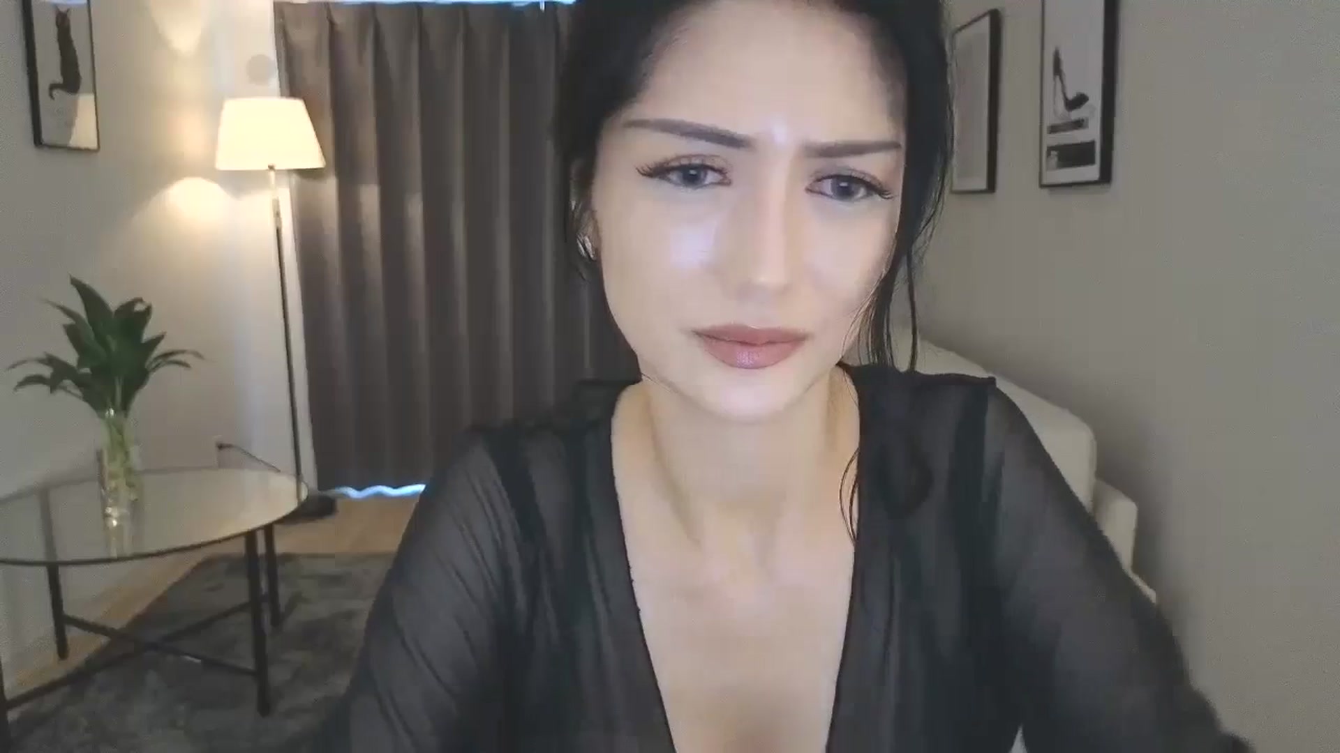 Gallery image thumbnail from Eleah's myfreecams stream on, 08/08/2024, 10:23 image 3 of 20