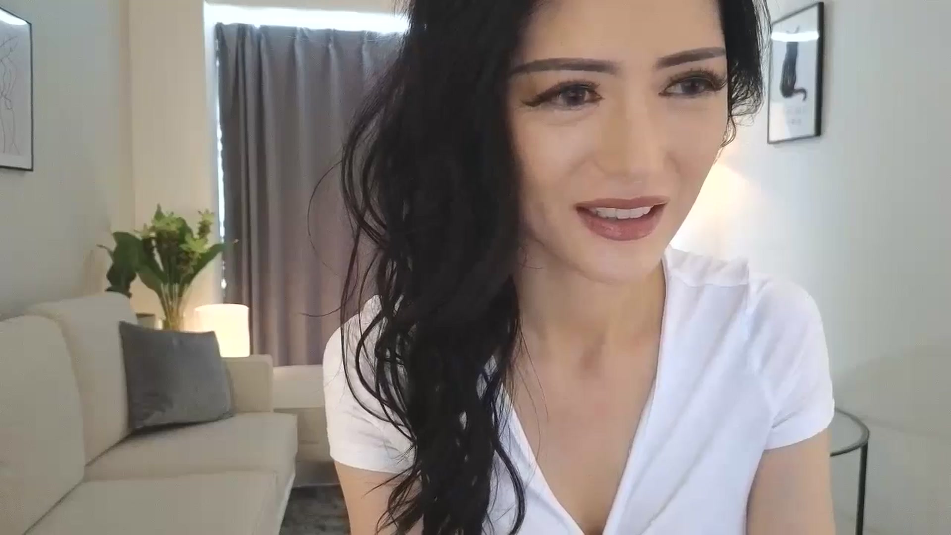 Gallery image thumbnail from Eleah's myfreecams stream on, 09/07/2024, 02:06 image 7 of 20