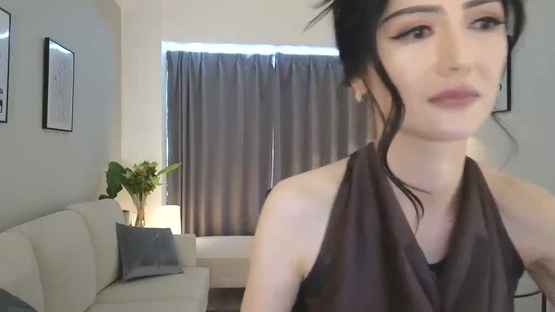 Gallery image thumbnail from Eleah's myfreecams stream on, 09/12/2024, 24:01 image 11 of 20