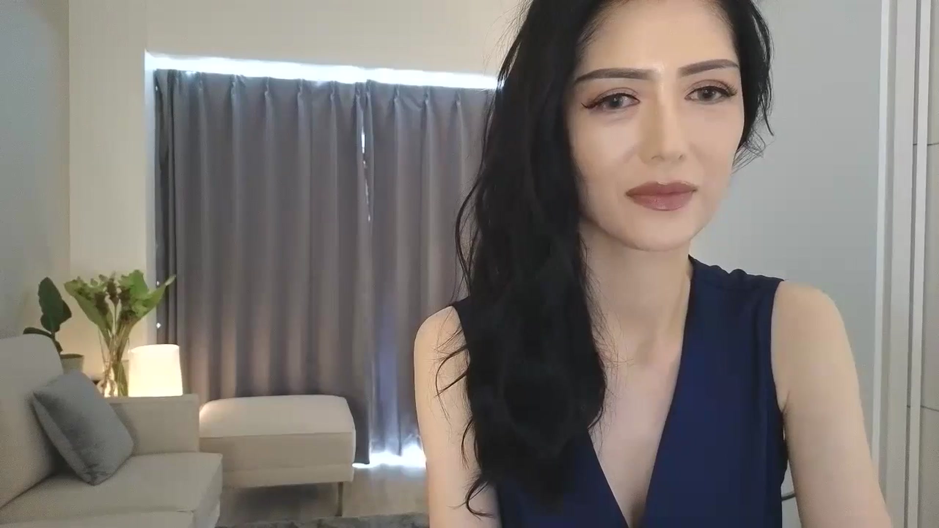 Gallery image thumbnail from Eleah's myfreecams stream on, 09/21/2024, 01:04 image 2 of 20