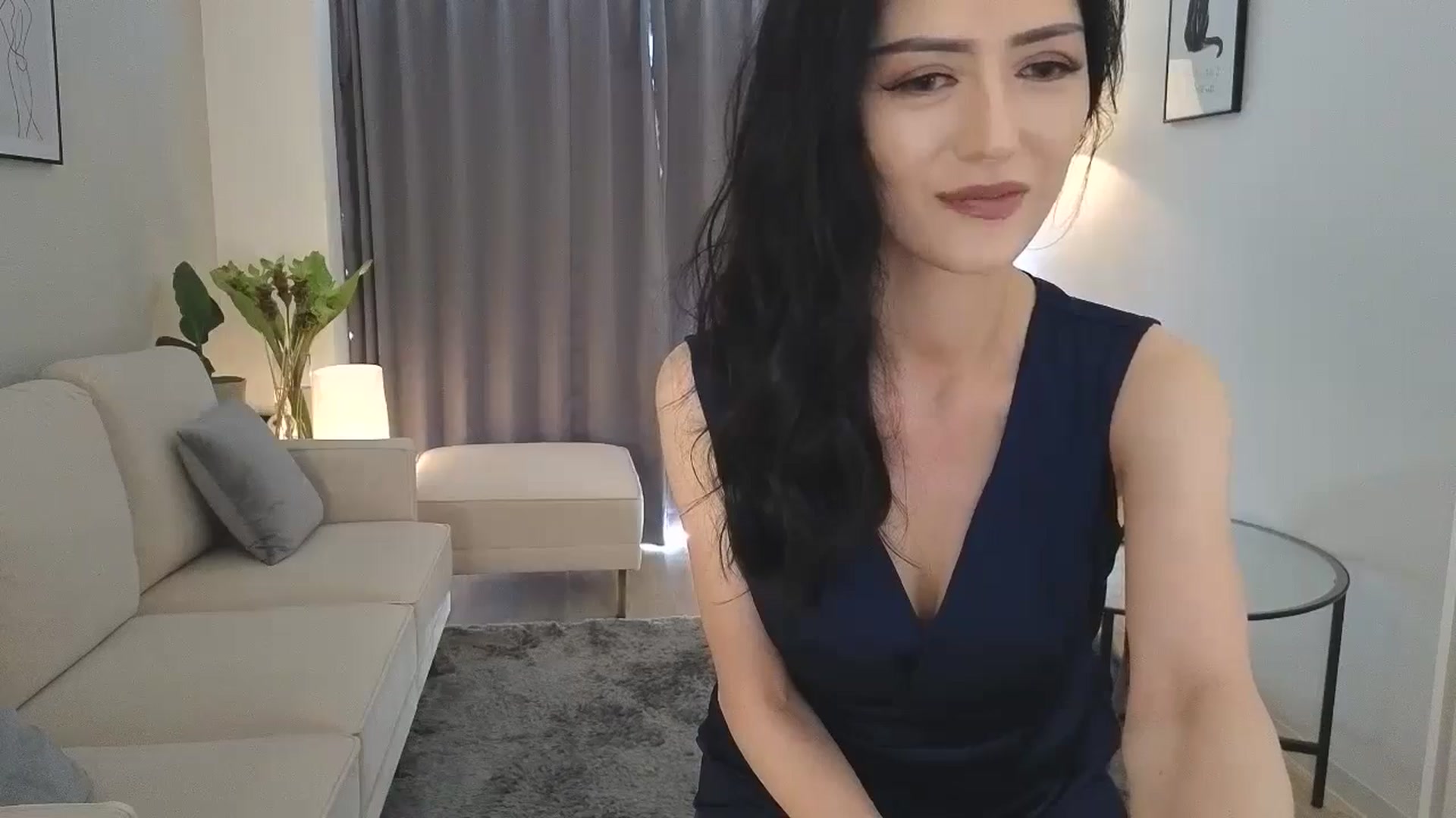 Gallery image thumbnail from Eleah's myfreecams stream on, 09/21/2024, 01:04 image 18 of 20
