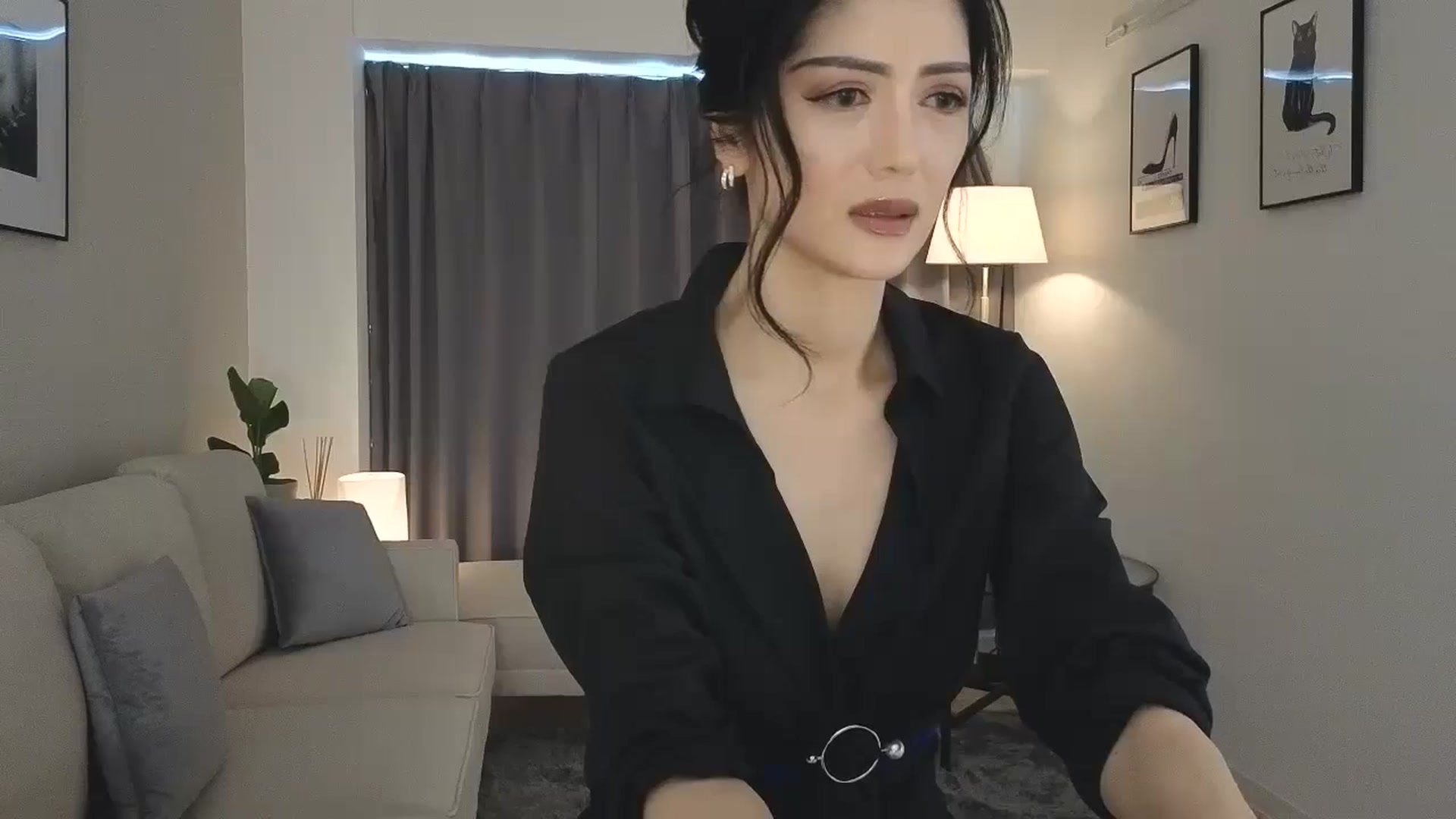 Gallery image thumbnail from Eleah's myfreecams stream on, 10/03/2024, 07:05 image 13 of 20