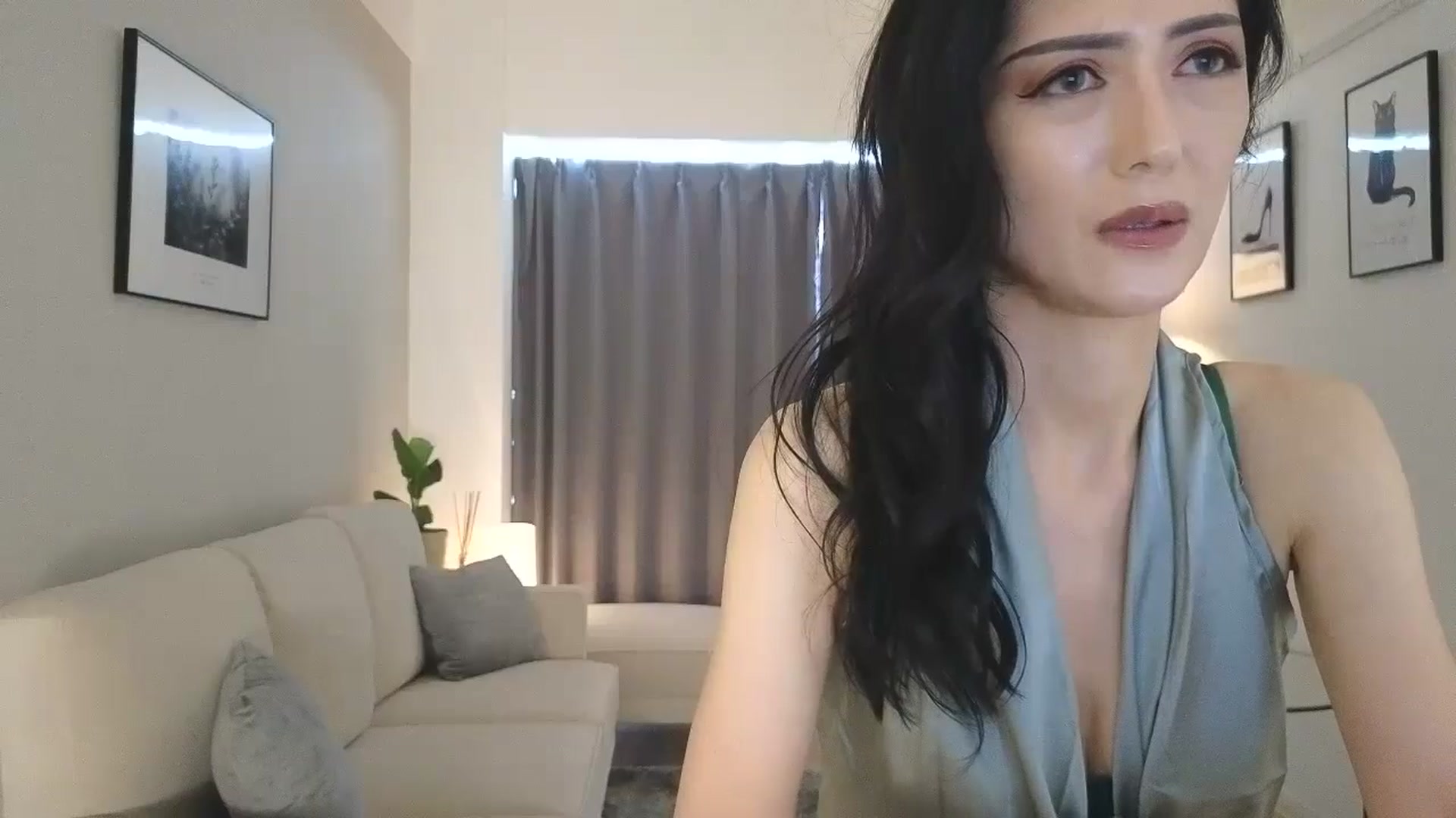 Gallery image thumbnail from Eleah's myfreecams stream on, 10/05/2024, 03:16 image 7 of 20