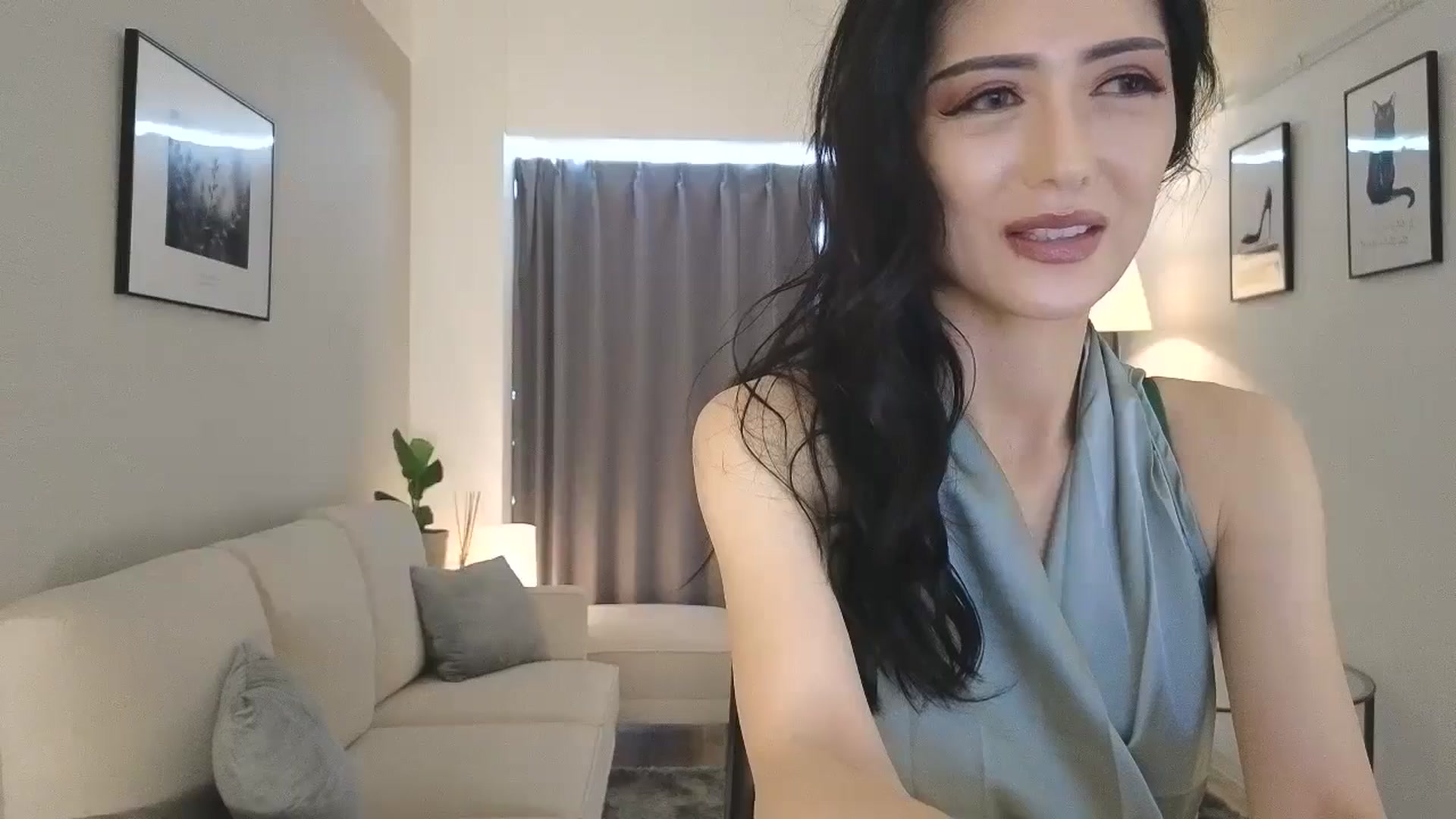 Gallery image thumbnail from Eleah's myfreecams stream on, 10/05/2024, 03:16 image 13 of 20