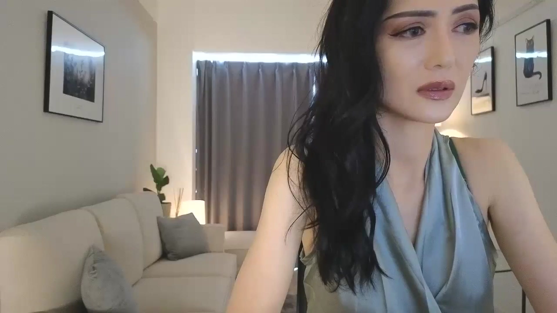Gallery image thumbnail from Eleah's myfreecams stream on, 10/05/2024, 03:16 image 6 of 20