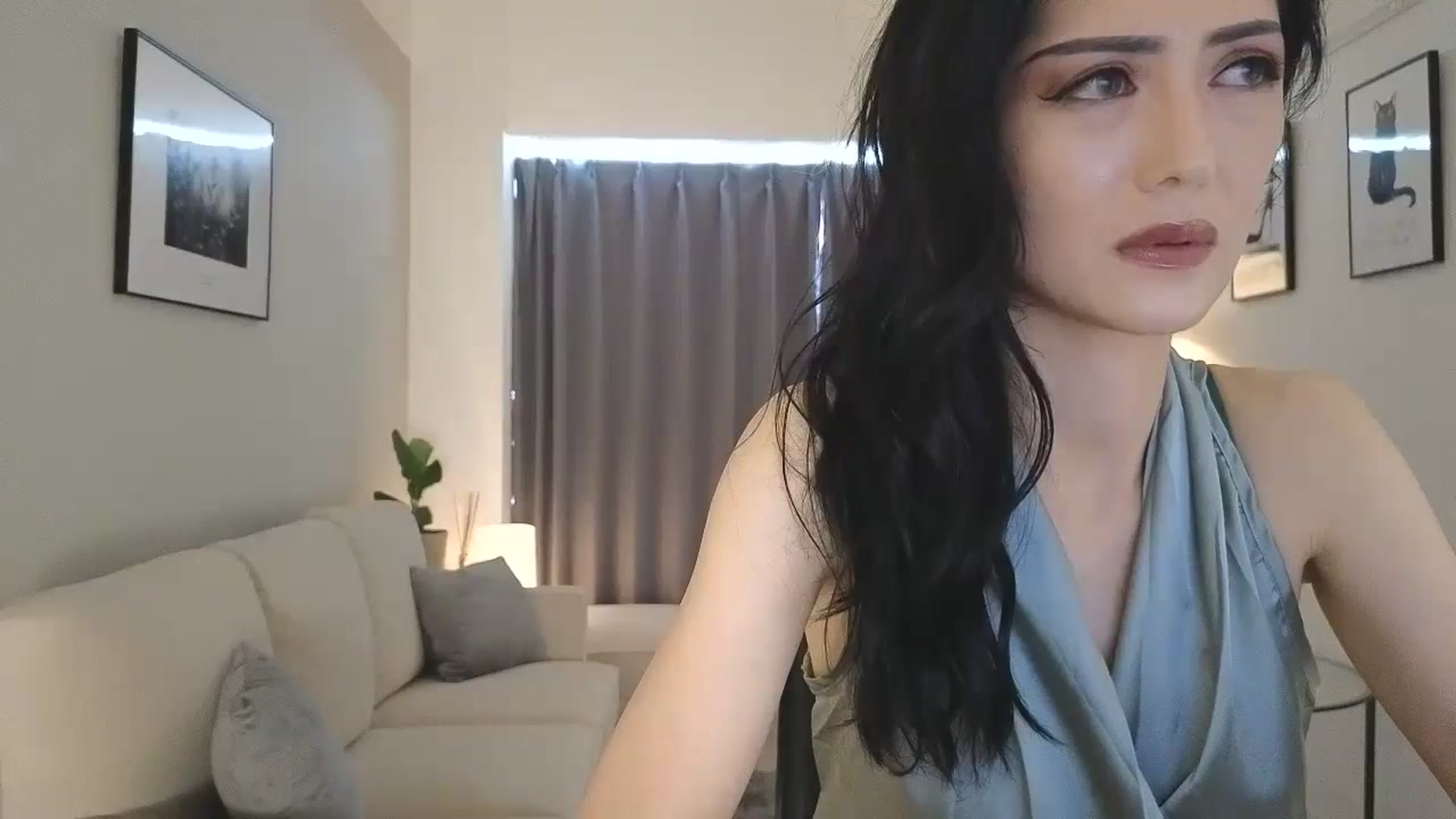 Gallery image thumbnail from Eleah's myfreecams stream on, 10/05/2024, 03:16 image 5 of 20