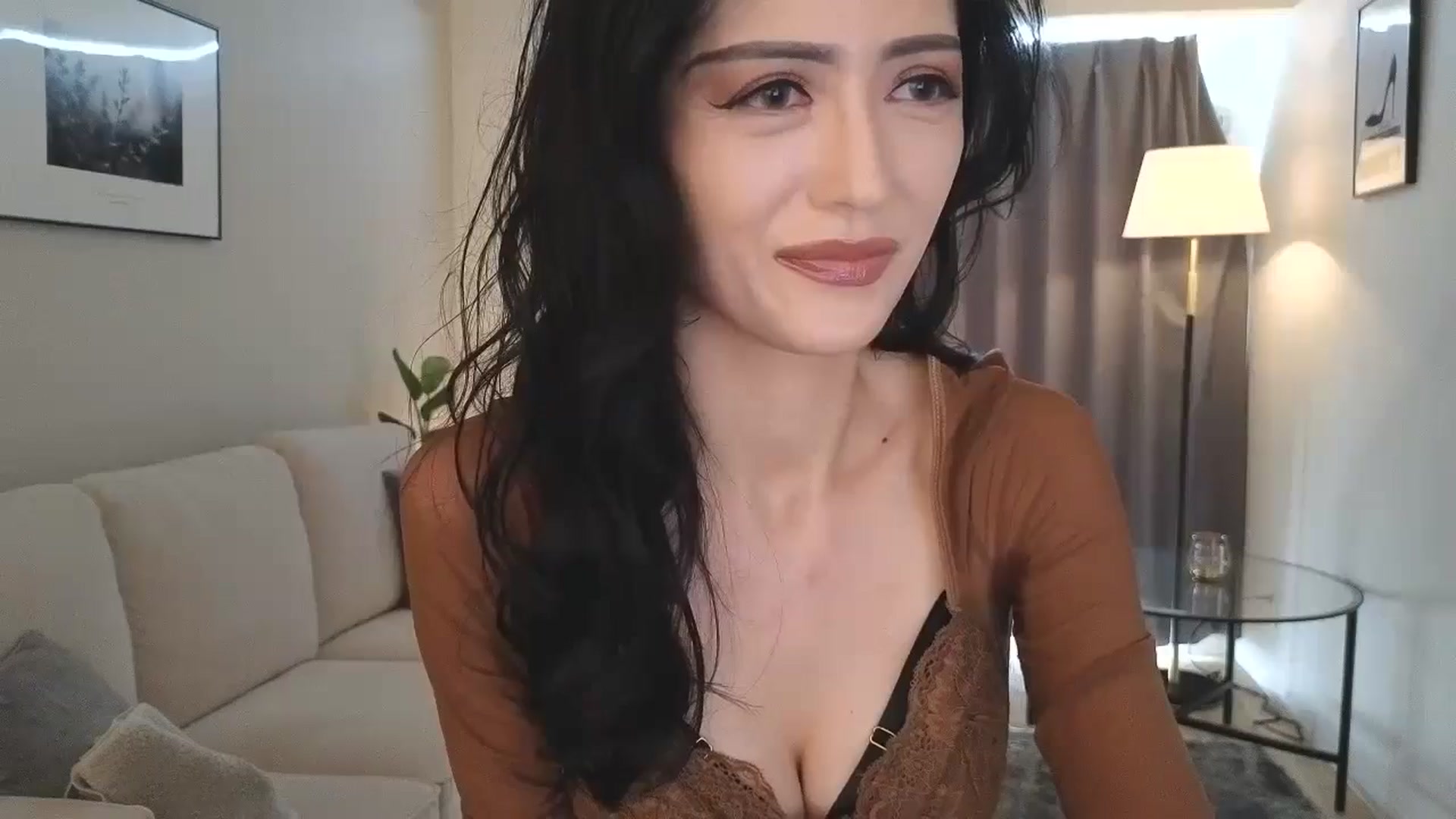 Gallery image thumbnail from Eleah's myfreecams stream on, 10/10/2024, 01:00 image 4 of 20