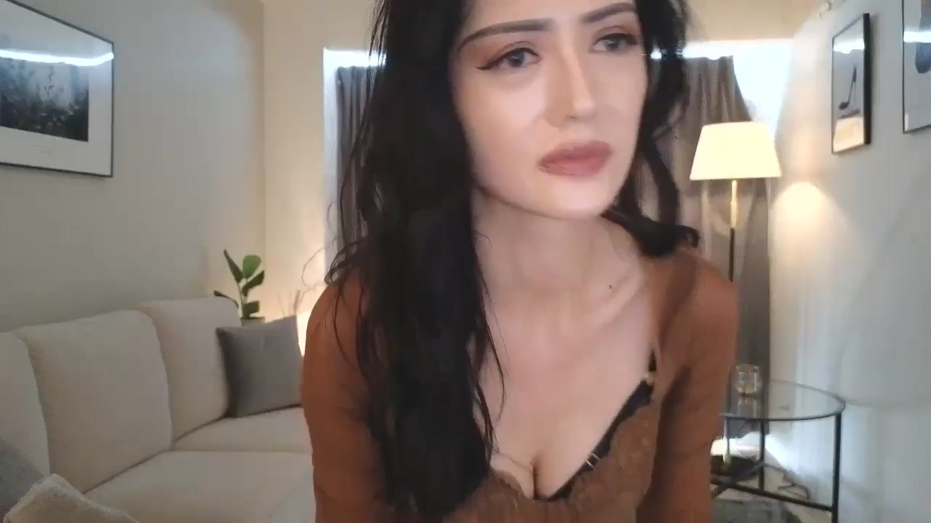 Gallery image thumbnail from Eleah's myfreecams stream on, 10/10/2024, 01:00 image 9 of 20