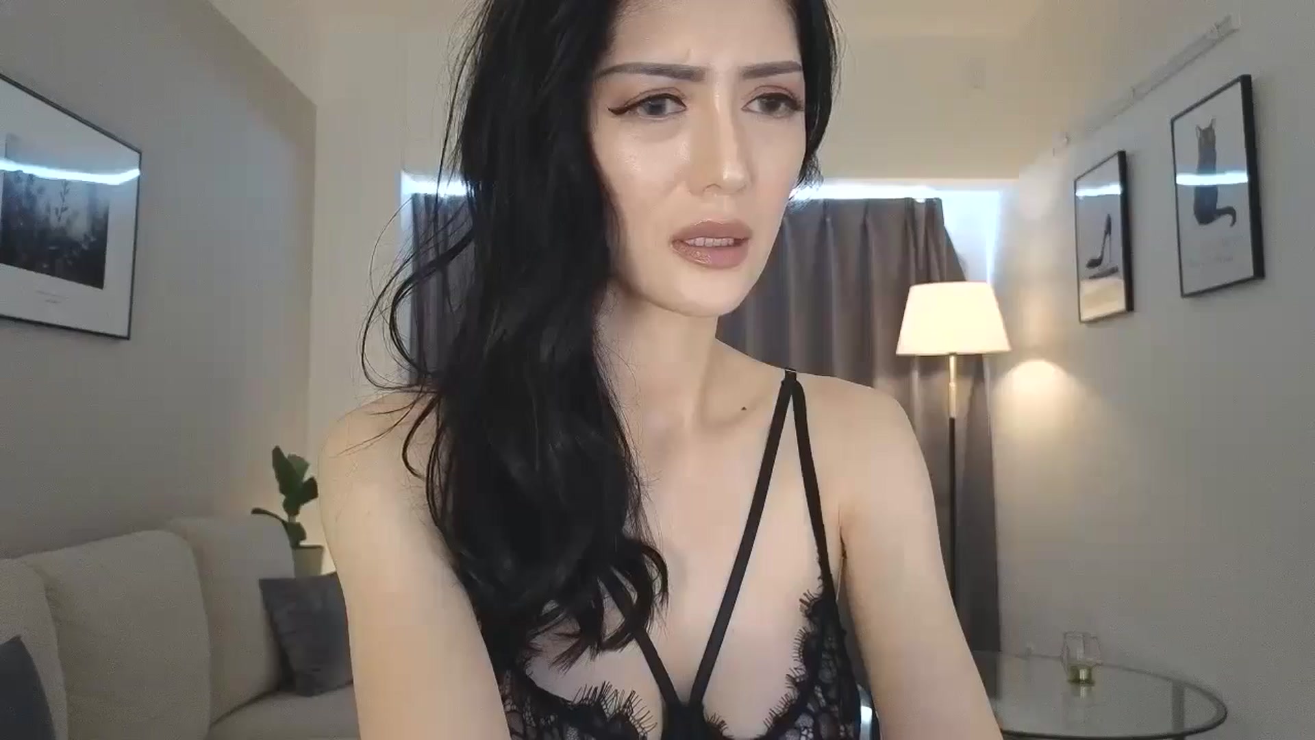 Gallery image thumbnail from Eleah's myfreecams stream on, 10/17/2024, 02:37 image 16 of 20