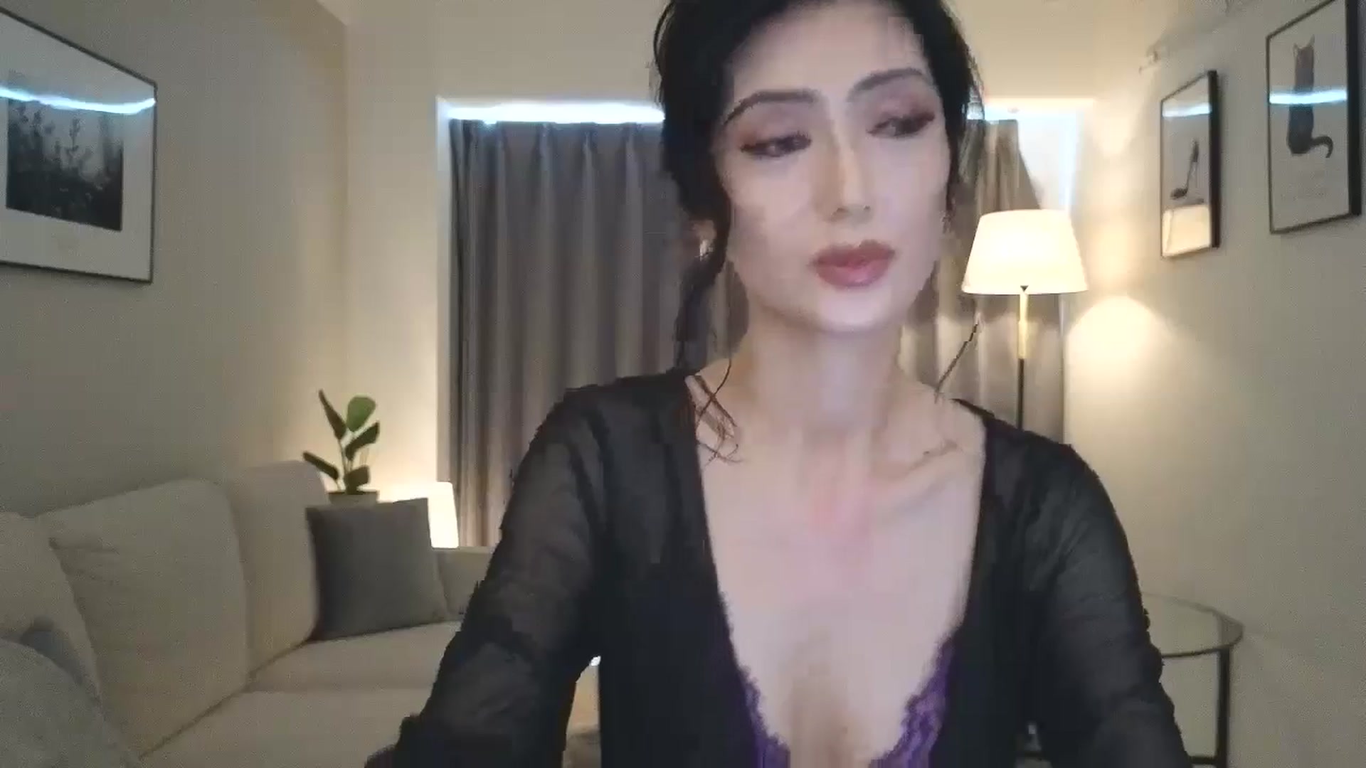 Gallery image thumbnail from Eleah's myfreecams stream on, 10/26/2024, 01:01 image 19 of 20