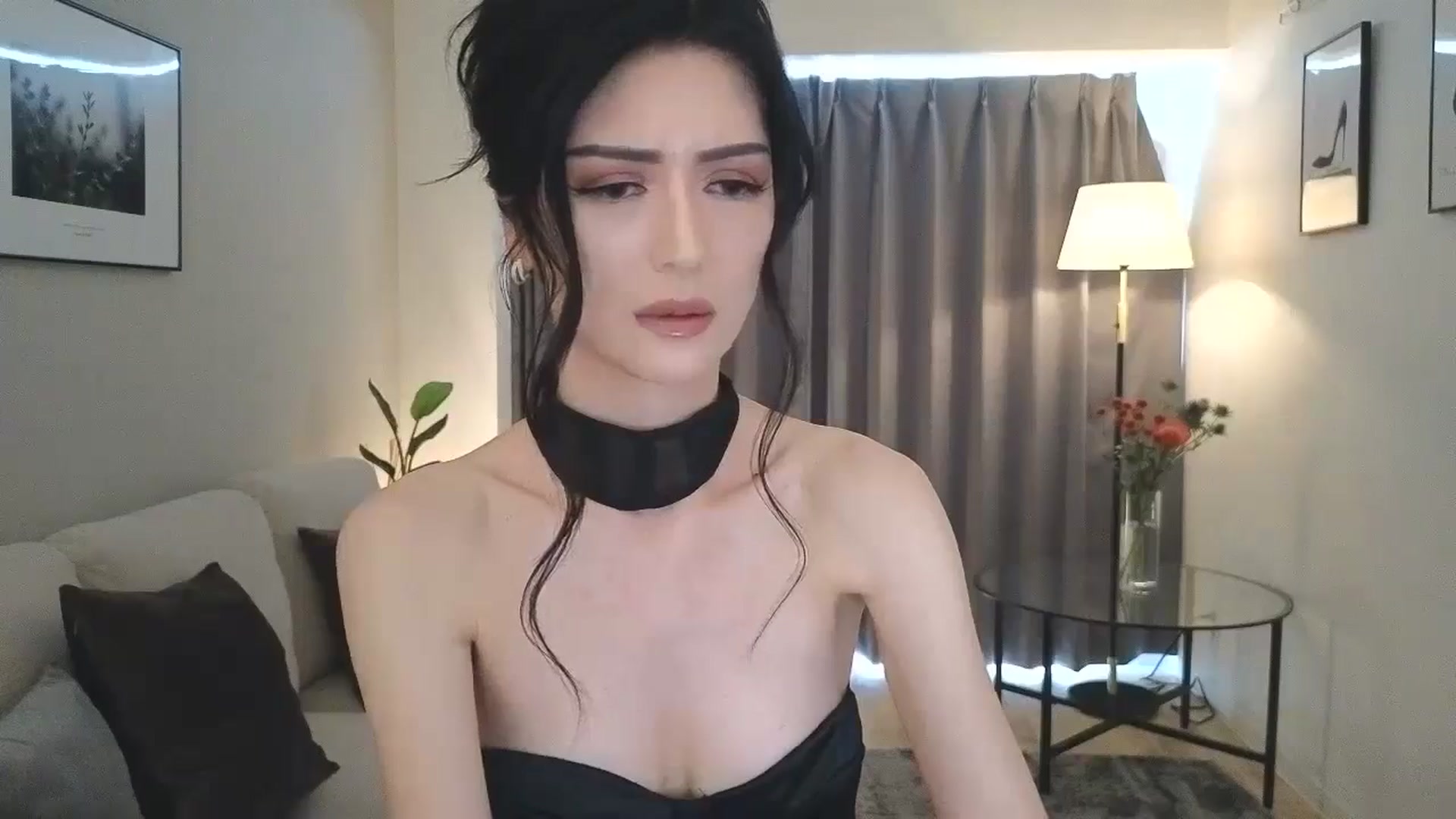 Gallery image thumbnail from Eleah's myfreecams stream on, 11/23/2024, 03:56 image 10 of 20
