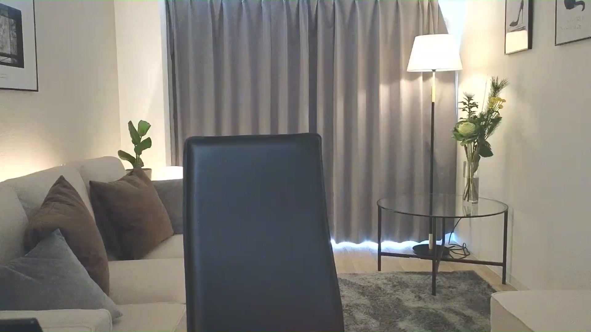 Gallery image thumbnail from Eleah's myfreecams stream on, 01/05/2025, 06:16 image 18 of 20