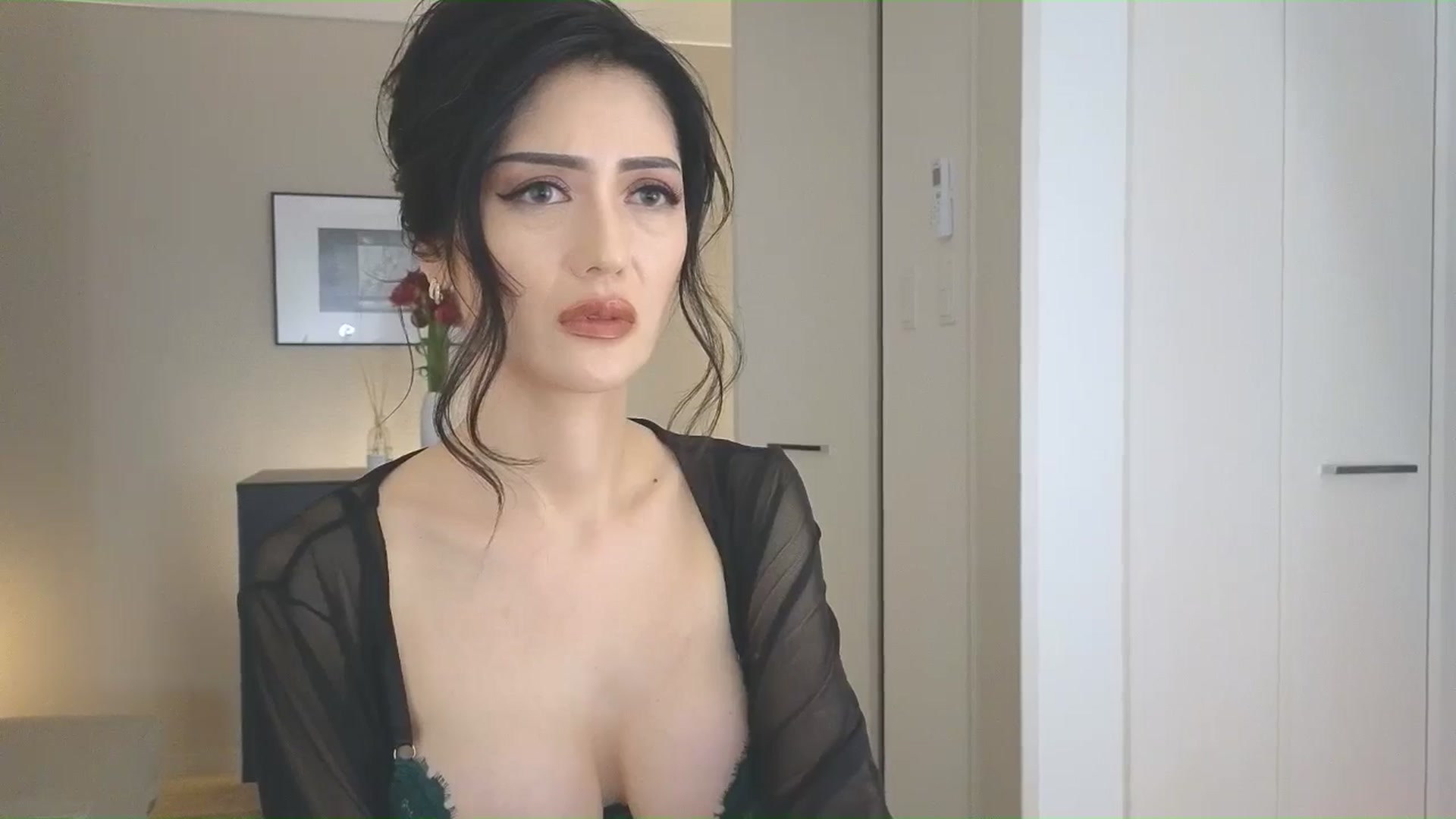 Gallery image thumbnail from Eleah's myfreecams stream on, 02/16/2025, 14:07 image 2 of 20