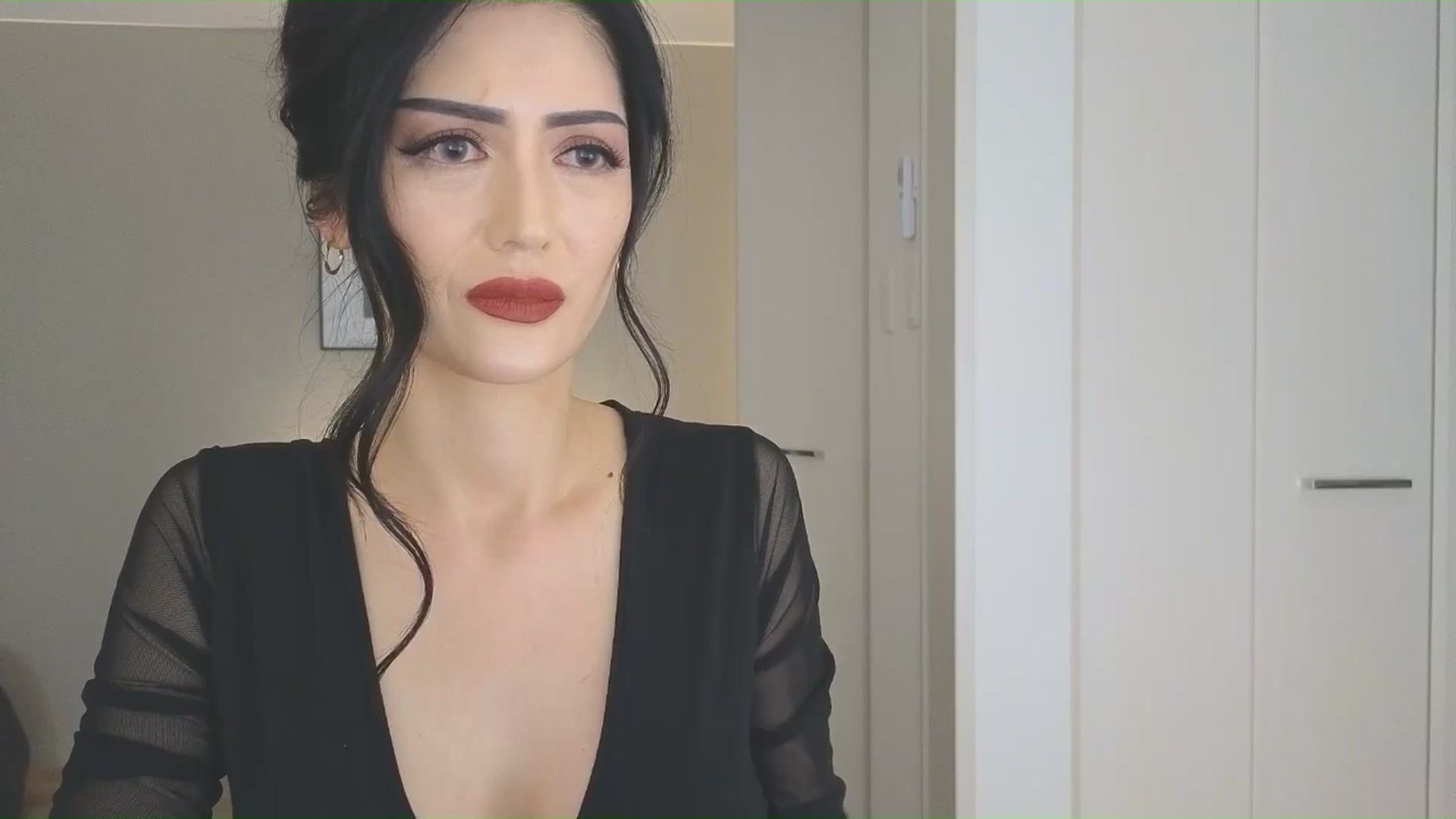 Gallery image thumbnail from Eleah's myfreecams stream on, 03/09/2025, 07:58 image 8 of 20