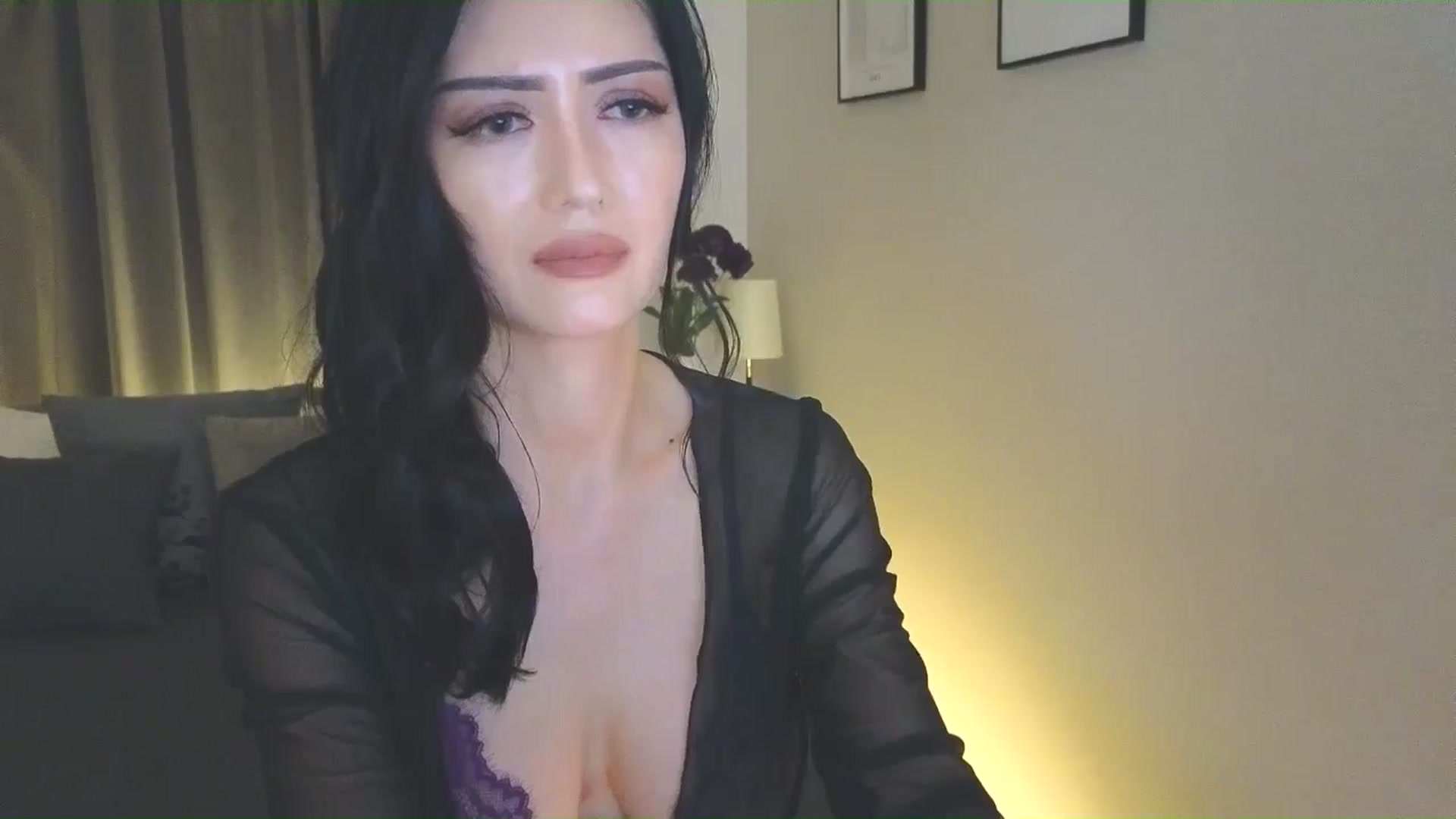 Gallery image thumbnail from Eleah's myfreecams stream on, 03/13/2025, 08:43 image 18 of 20