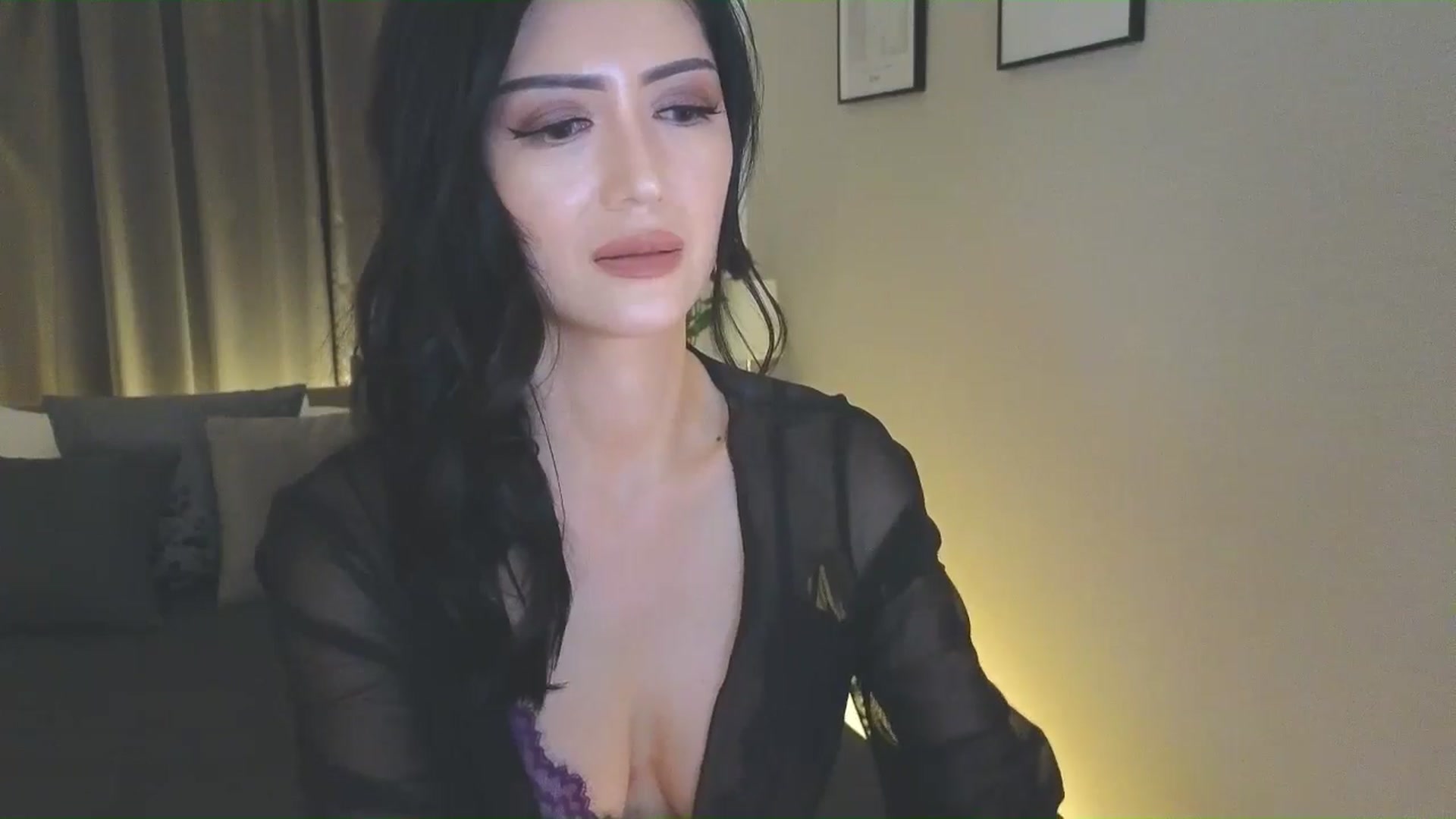 Gallery image thumbnail from Eleah's myfreecams stream on, 03/13/2025, 08:43 image 13 of 20