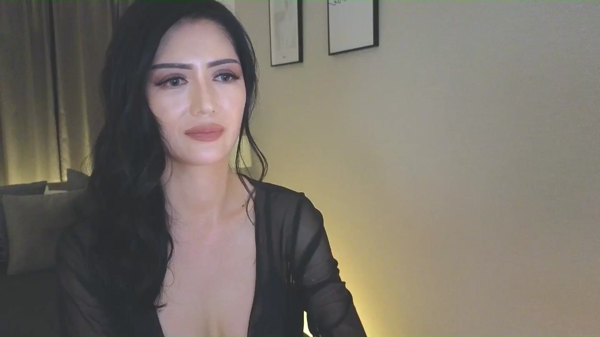 Gallery image thumbnail from Eleah's myfreecams stream on, 03/13/2025, 08:43 image 9 of 20