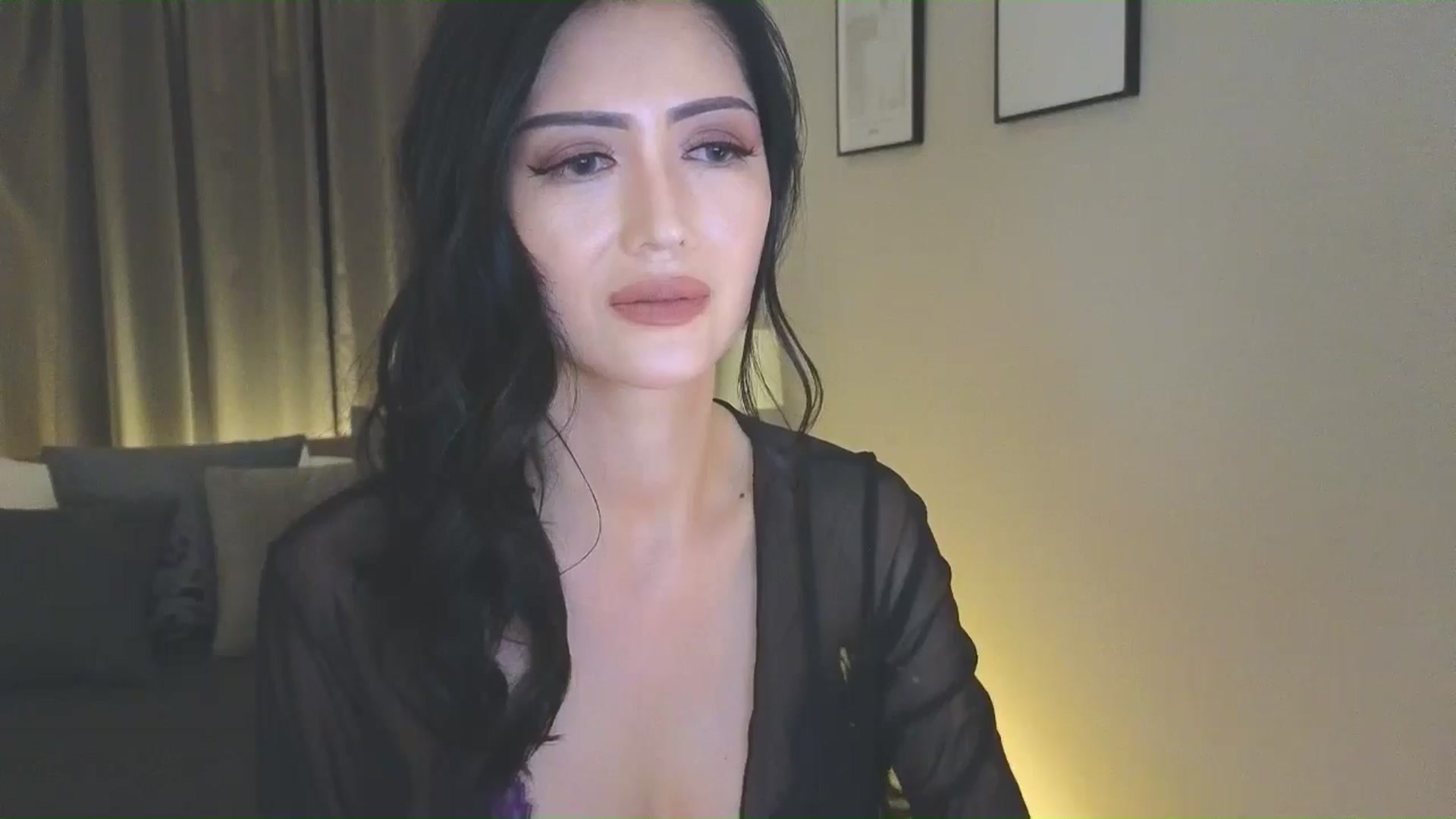Gallery image thumbnail from Eleah's myfreecams stream on, 03/13/2025, 08:43 image 12 of 20
