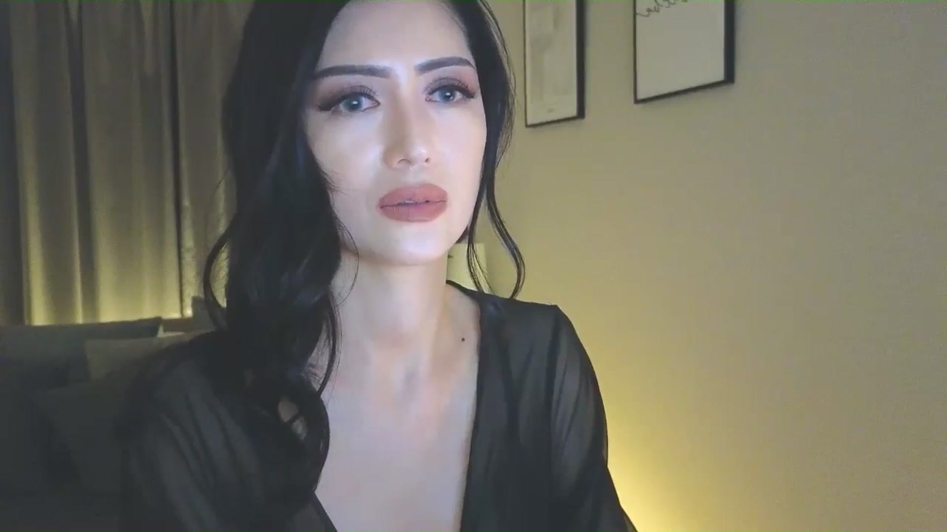 Gallery image thumbnail from Eleah's myfreecams stream on, 03/13/2025, 10:08 image 2 of 20