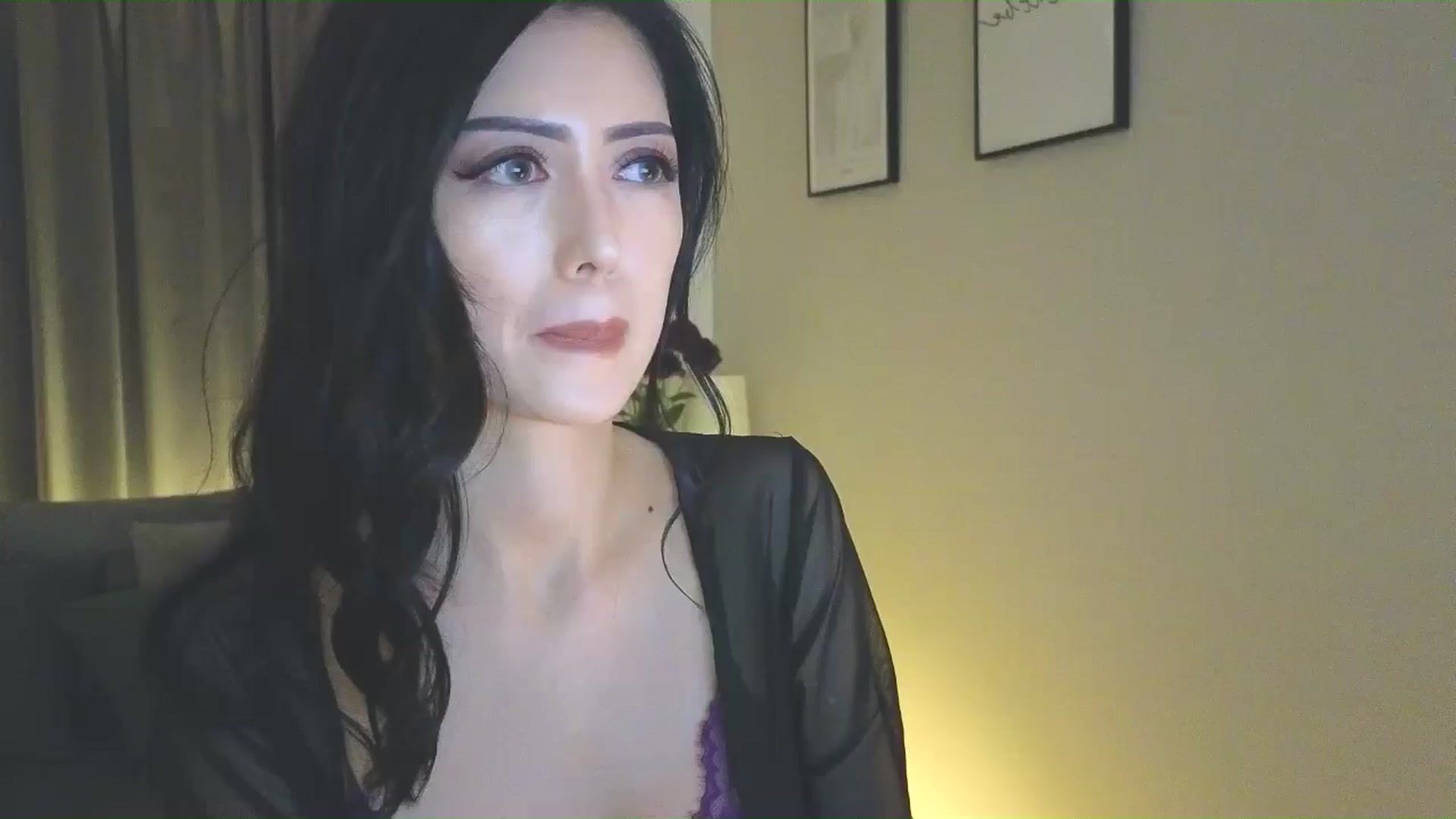 Gallery image thumbnail from Eleah's myfreecams stream on, 03/13/2025, 10:08 image 1 of 20
