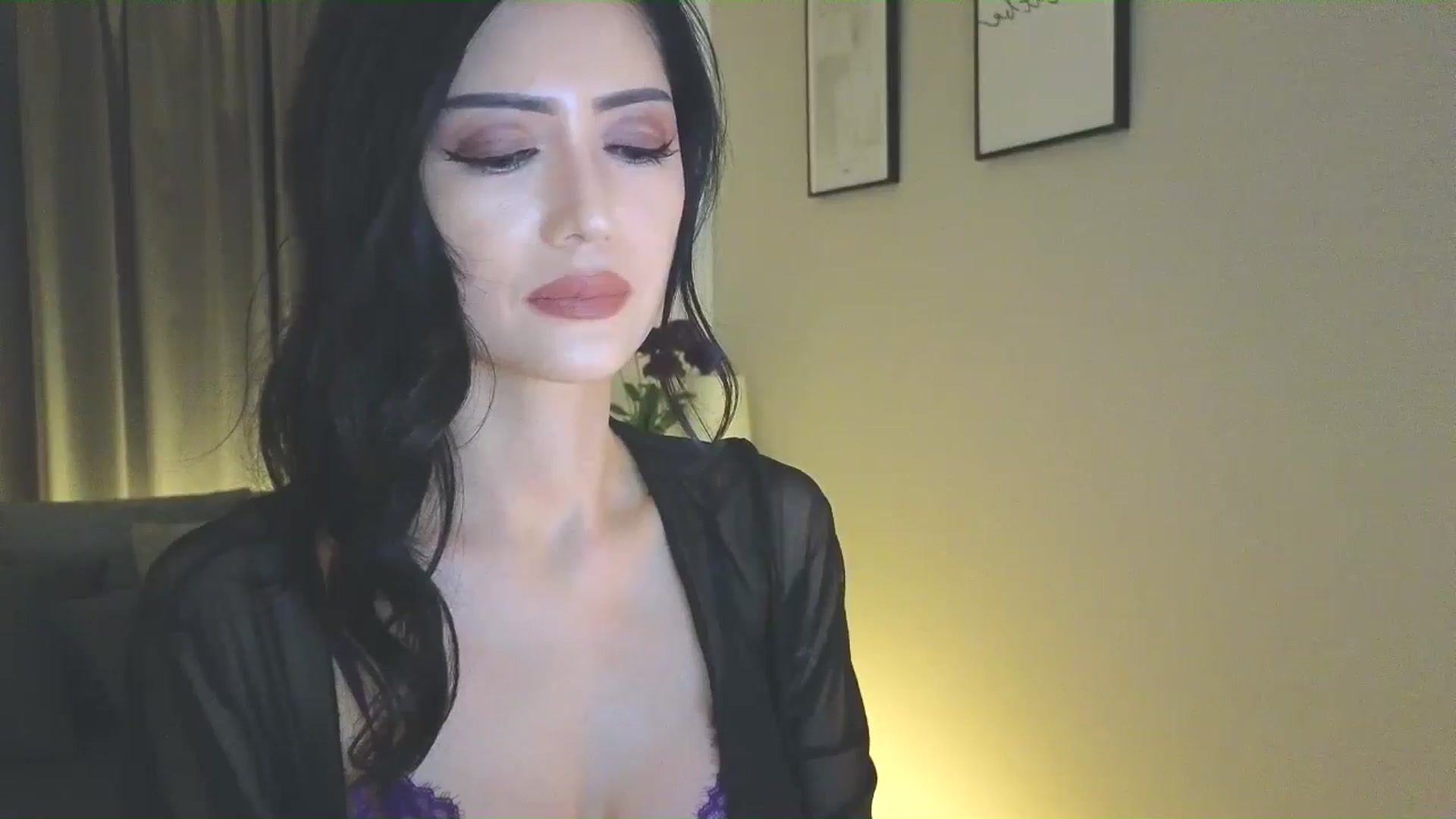 Gallery image thumbnail from Eleah's myfreecams stream on, 03/13/2025, 10:08 image 4 of 20