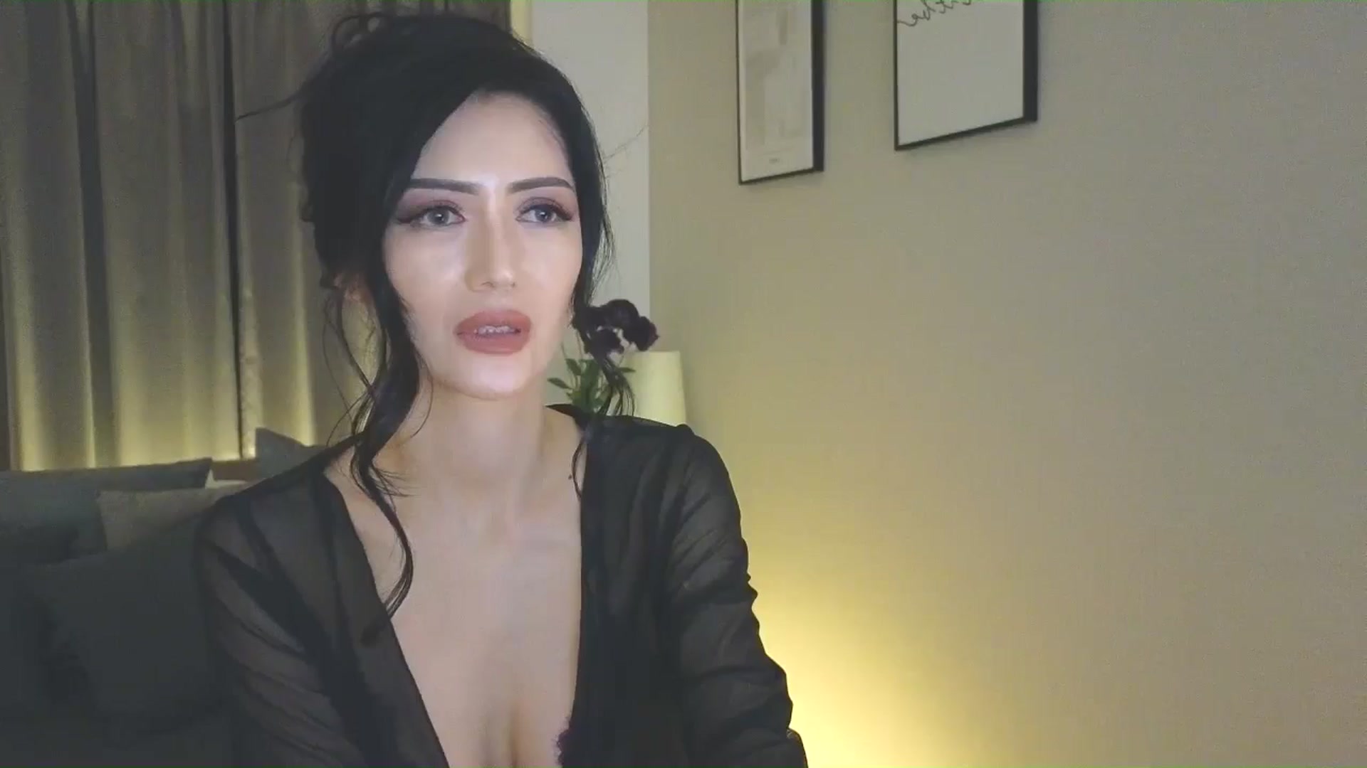 Gallery image thumbnail from Eleah's myfreecams stream on, 03/13/2025, 10:56 image 13 of 20