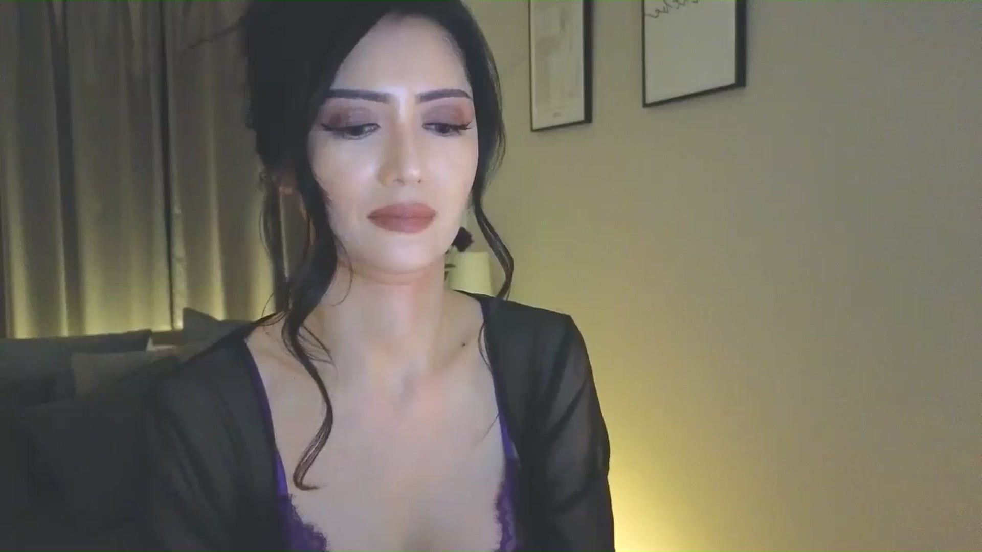 Gallery image thumbnail from Eleah's myfreecams stream on, 03/13/2025, 10:56 image 17 of 20