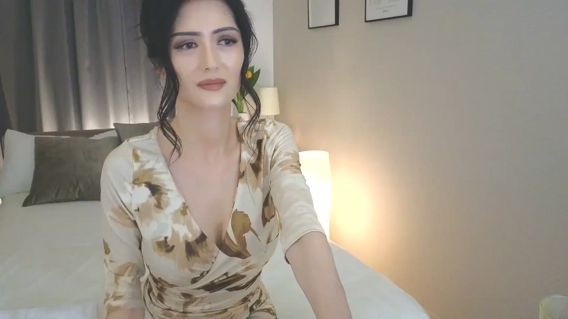 Gallery image thumbnail from Eleah's myfreecams stream on, 04/10/2025, 05:58 image 15 of 20