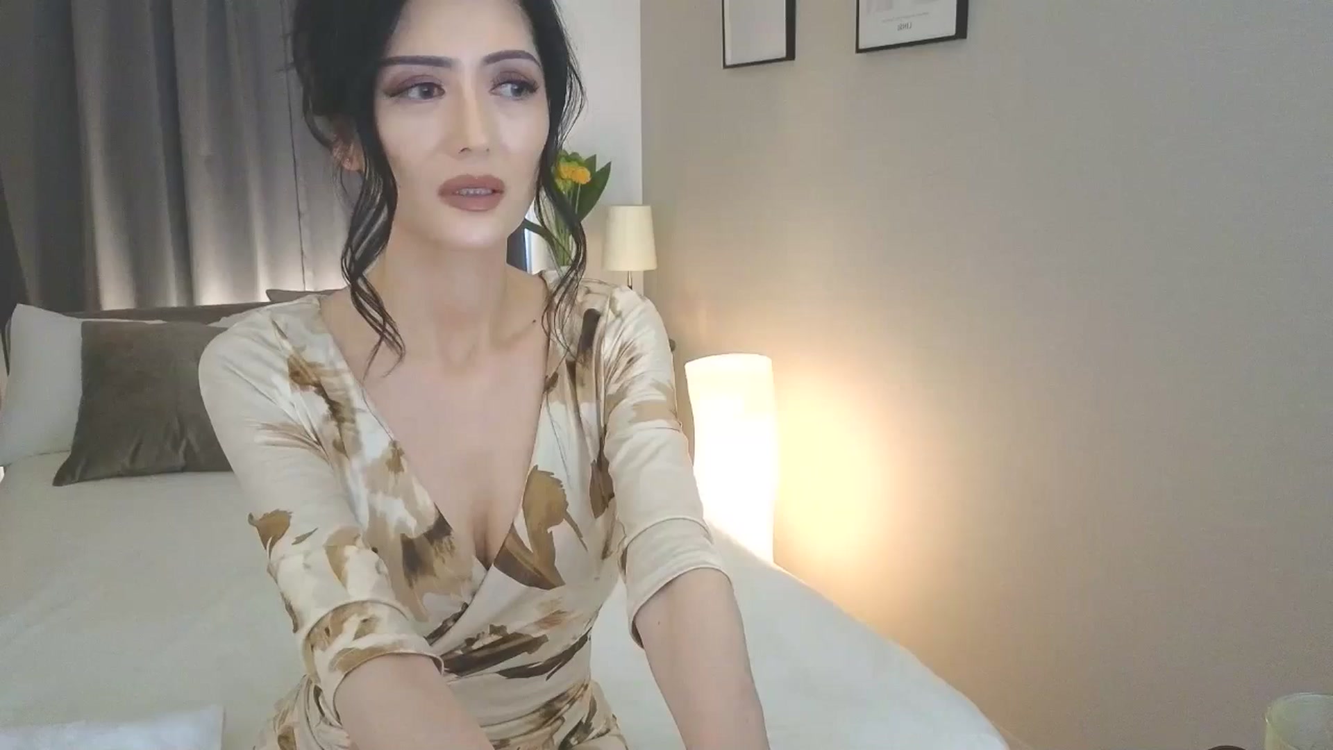 Gallery image thumbnail from Eleah's myfreecams stream on, 04/10/2025, 05:58 image 13 of 20