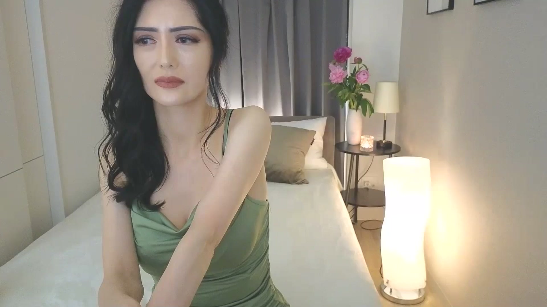 Gallery image thumbnail from Eleah's myfreecams stream on, 04/17/2025, 02:09 image 9 of 20