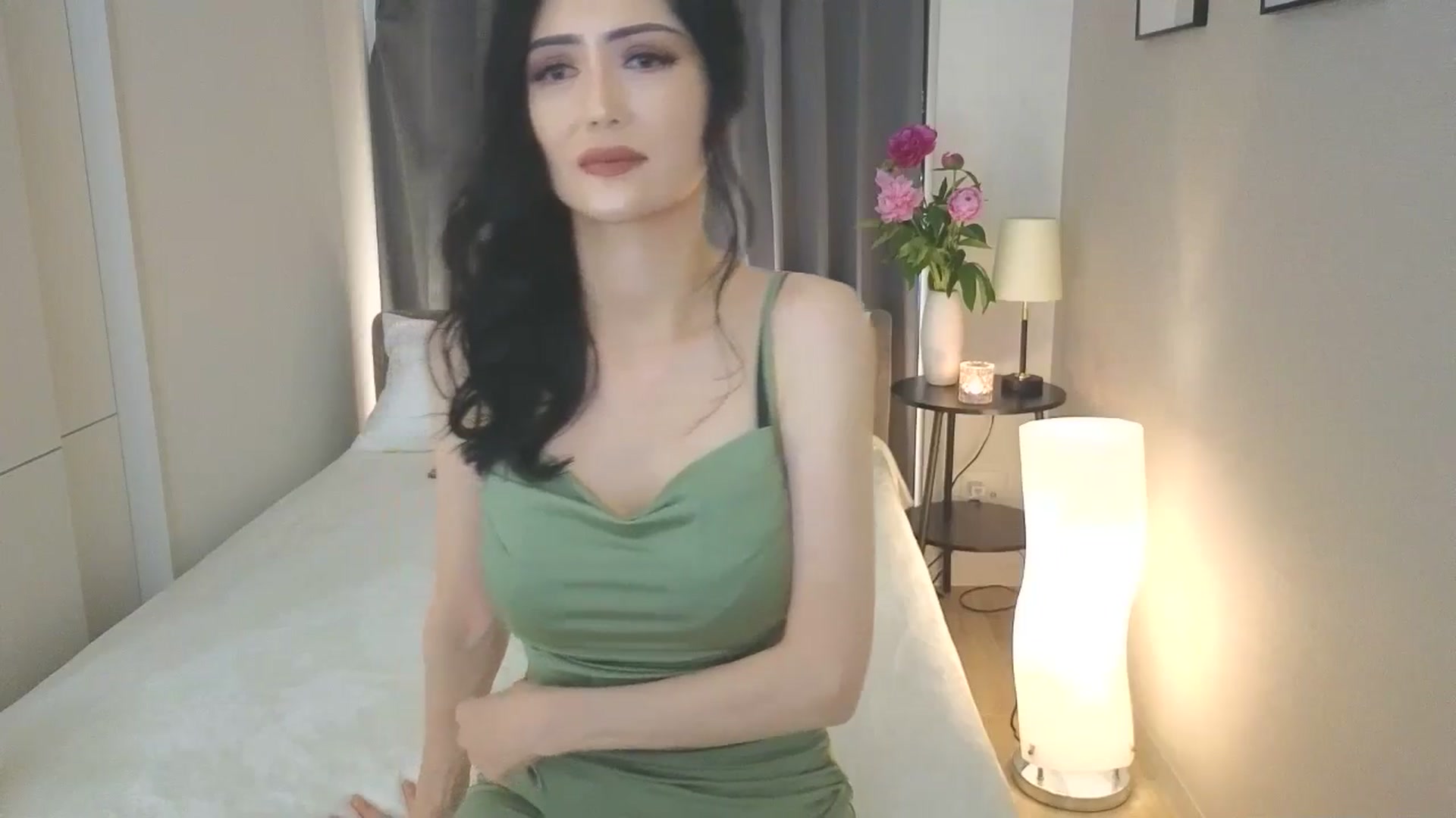Gallery image thumbnail from Eleah's myfreecams stream on, 04/17/2025, 02:09 image 11 of 20