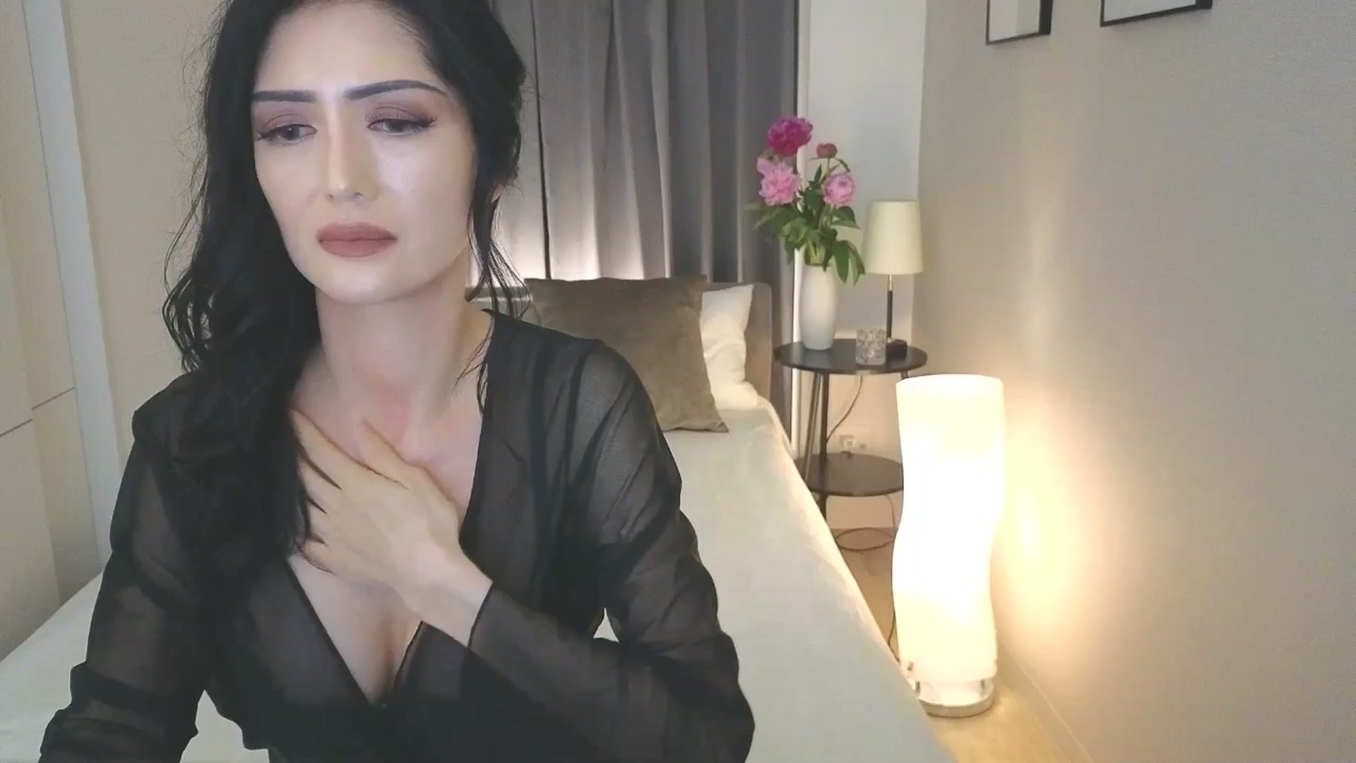 Gallery image thumbnail from Eleah's myfreecams stream on, 04/17/2025, 08:51 image 13 of 20