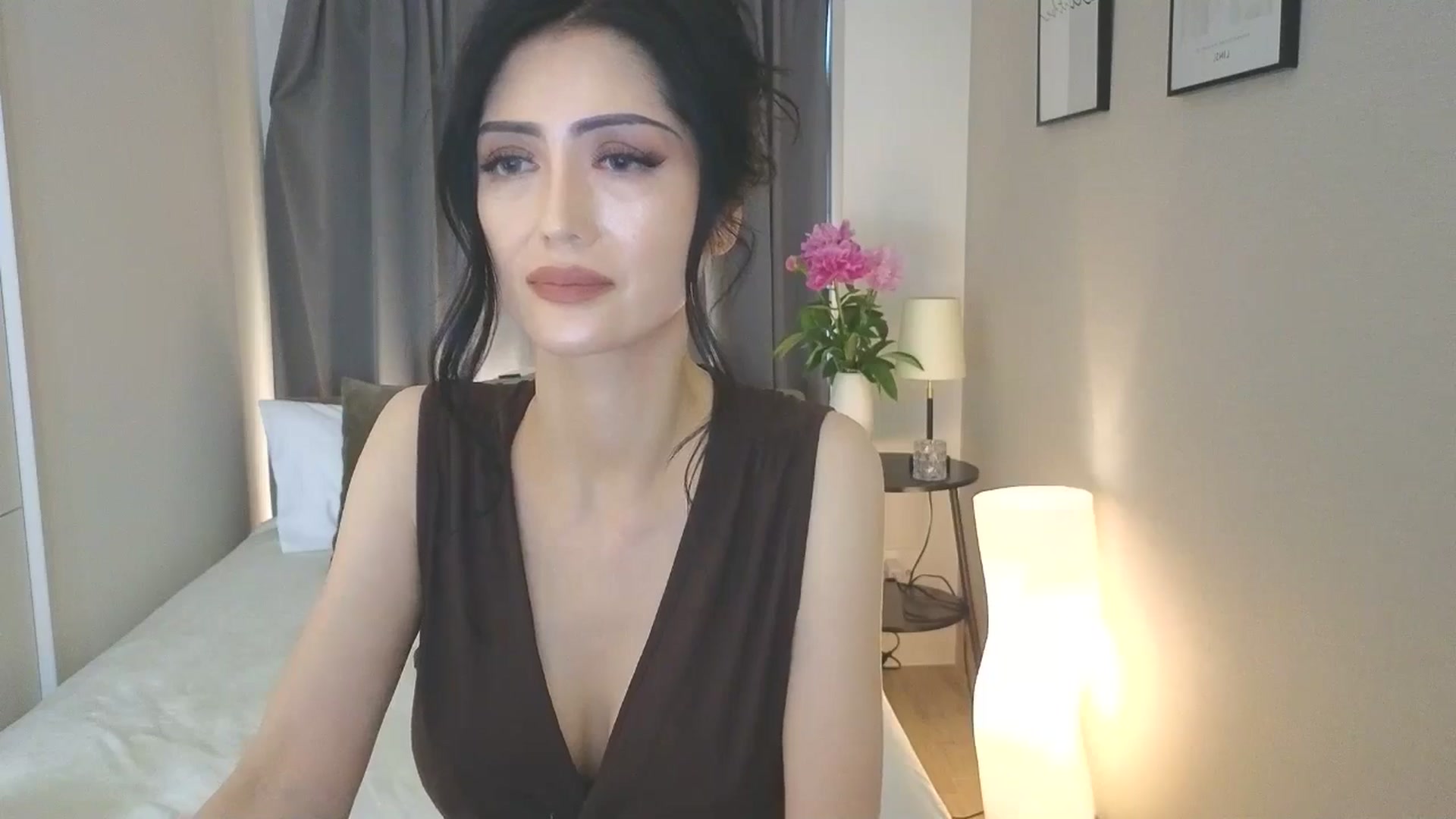 Gallery image thumbnail from Eleah's myfreecams stream on, 04/20/2025, 06:57 image 14 of 20