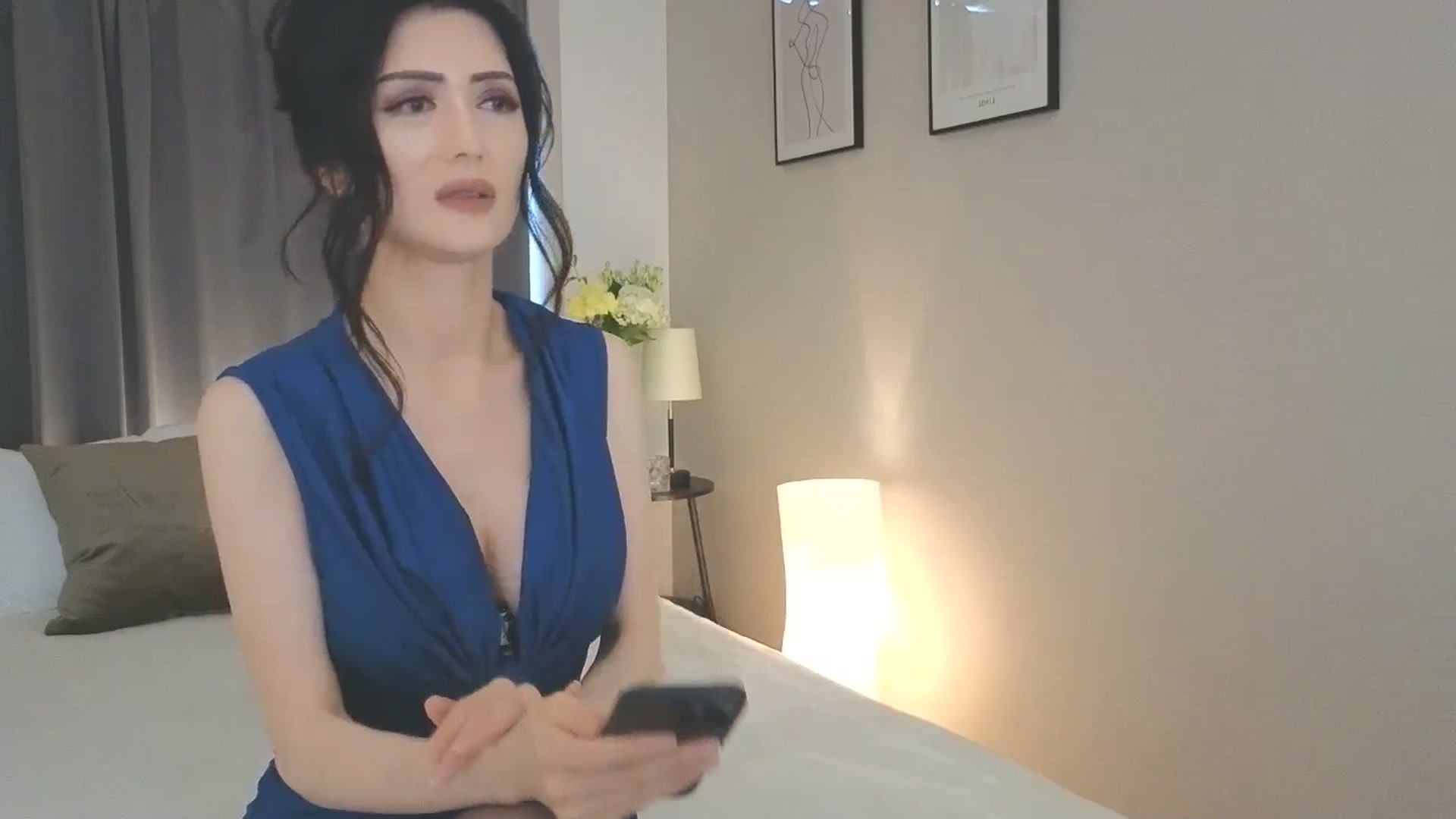 Gallery image thumbnail from Eleah's myfreecams stream on, 04/24/2025, 05:14 image 11 of 20