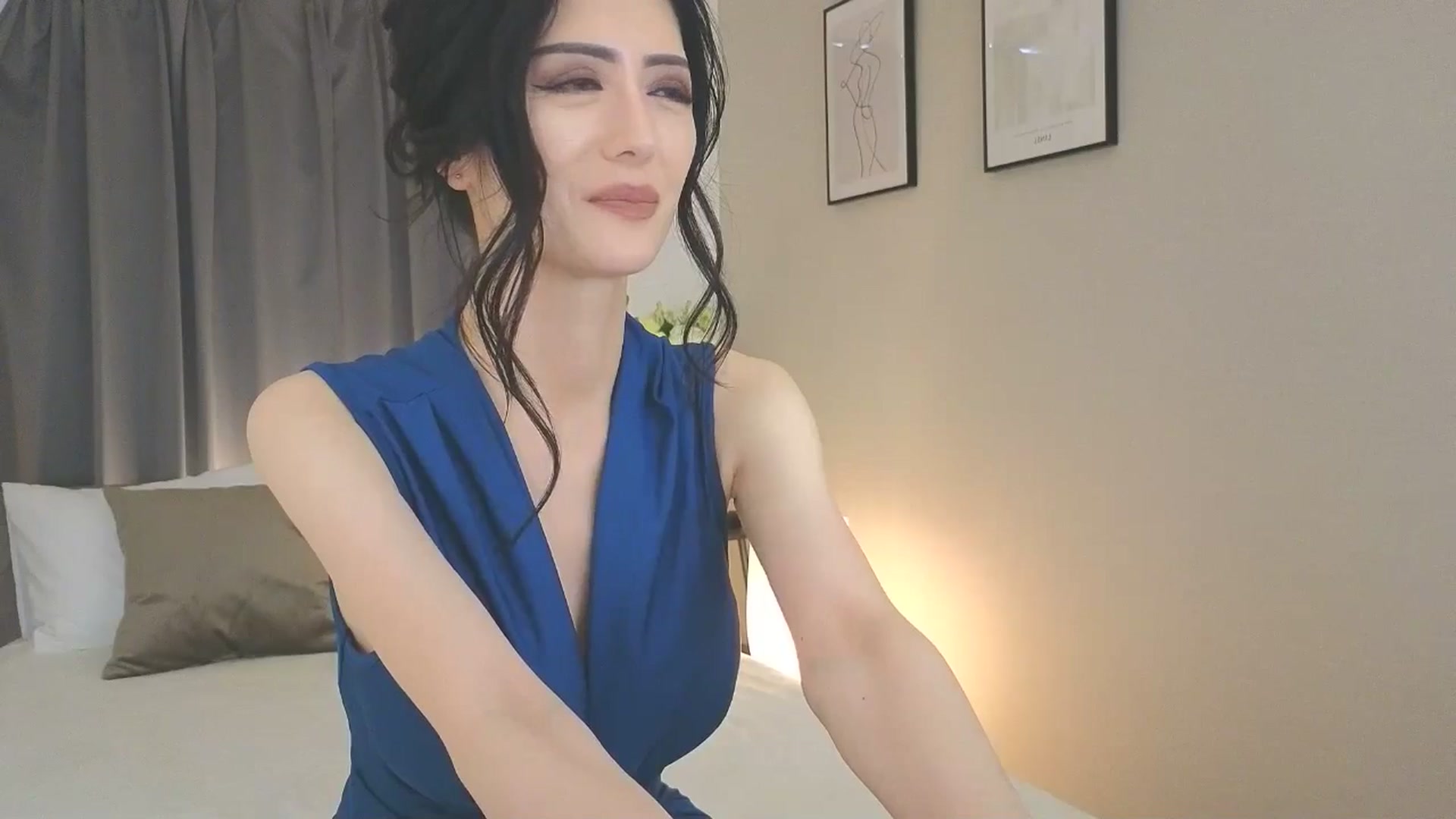 Gallery image thumbnail from Eleah's myfreecams stream on, 04/24/2025, 10:00 image 7 of 20