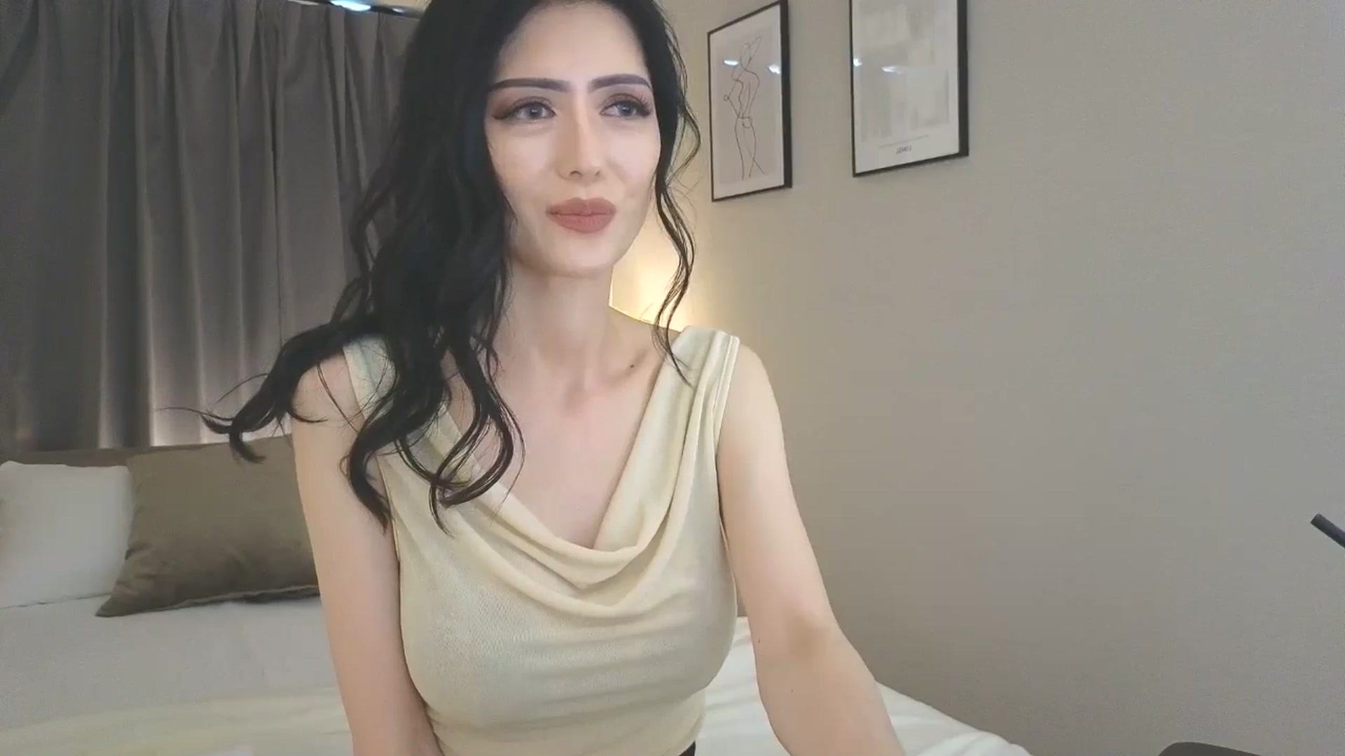 Gallery image thumbnail from Eleah's myfreecams stream on, 05/04/2025, 04:55 image 3 of 20