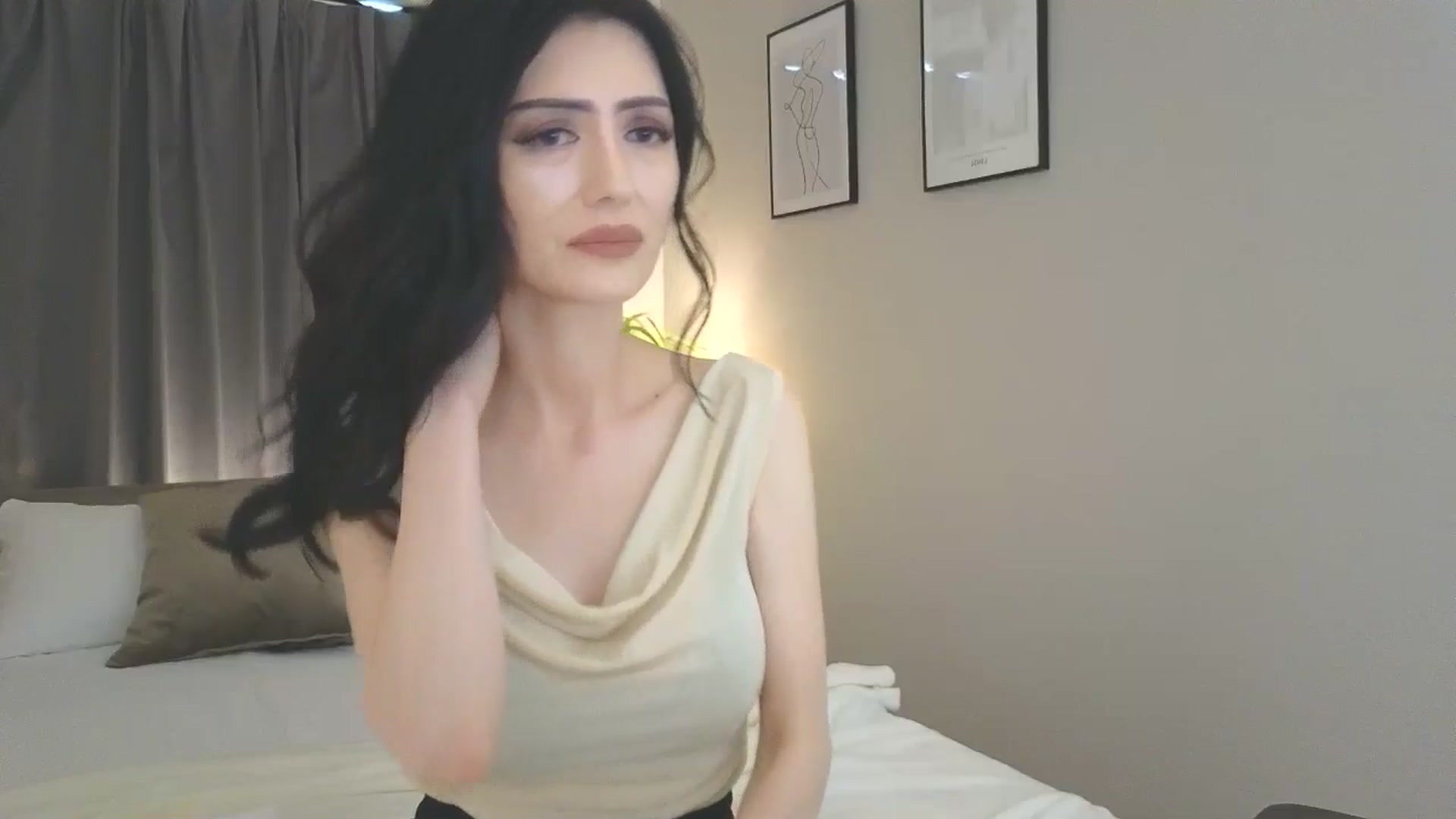 Gallery image thumbnail from Eleah's myfreecams stream on, 05/04/2025, 04:55 image 8 of 20