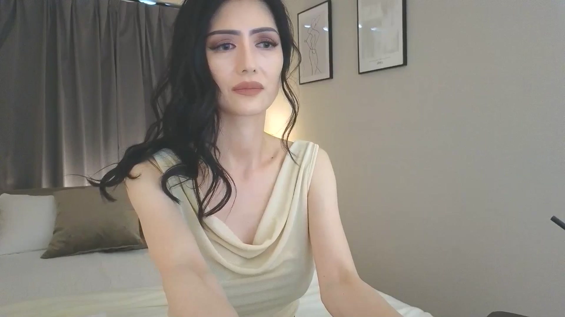 Gallery image thumbnail from Eleah's myfreecams stream on, 05/04/2025, 04:55 image 5 of 20