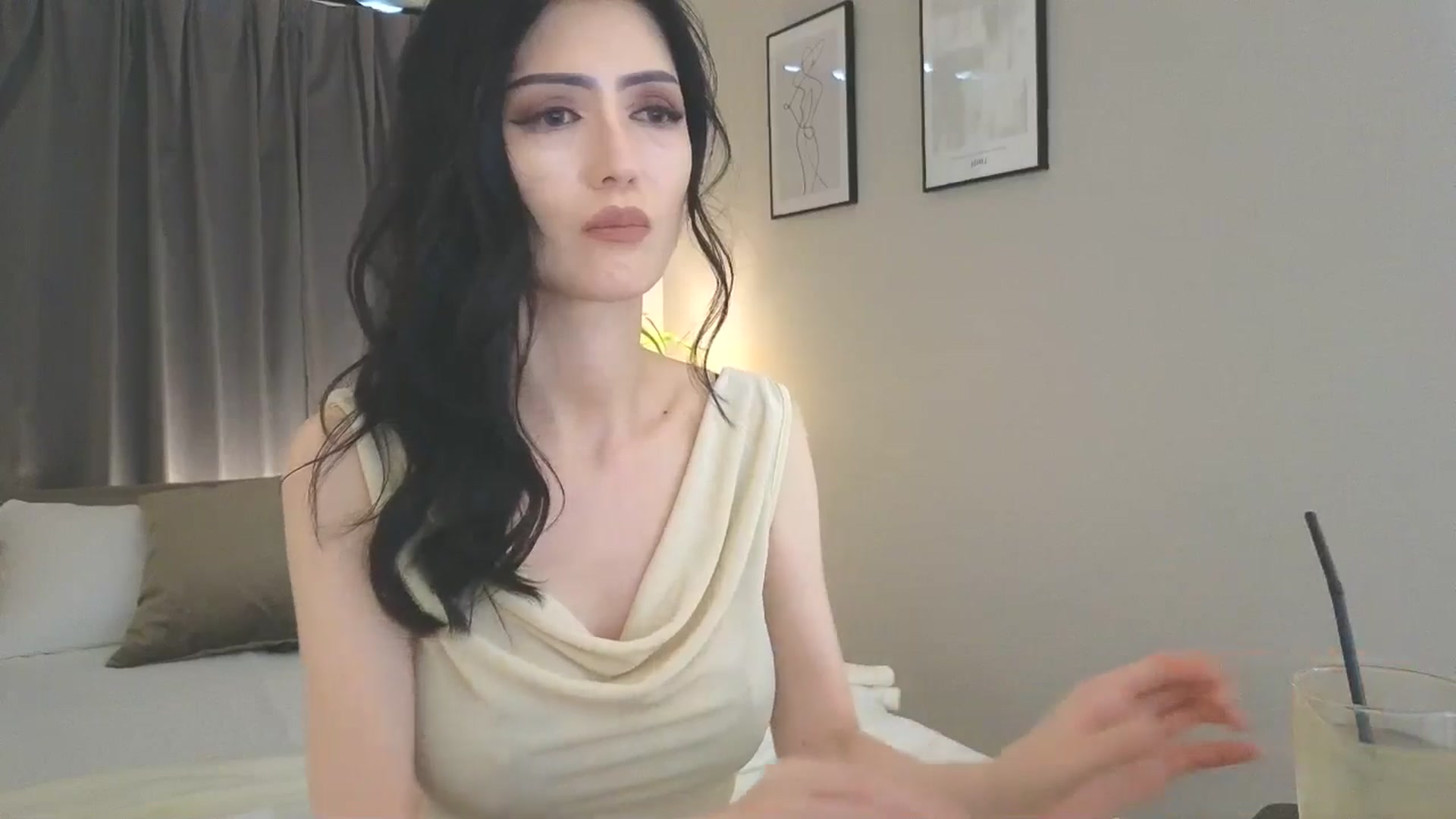 Gallery image thumbnail from Eleah's myfreecams stream on, 05/04/2025, 04:55 image 18 of 20