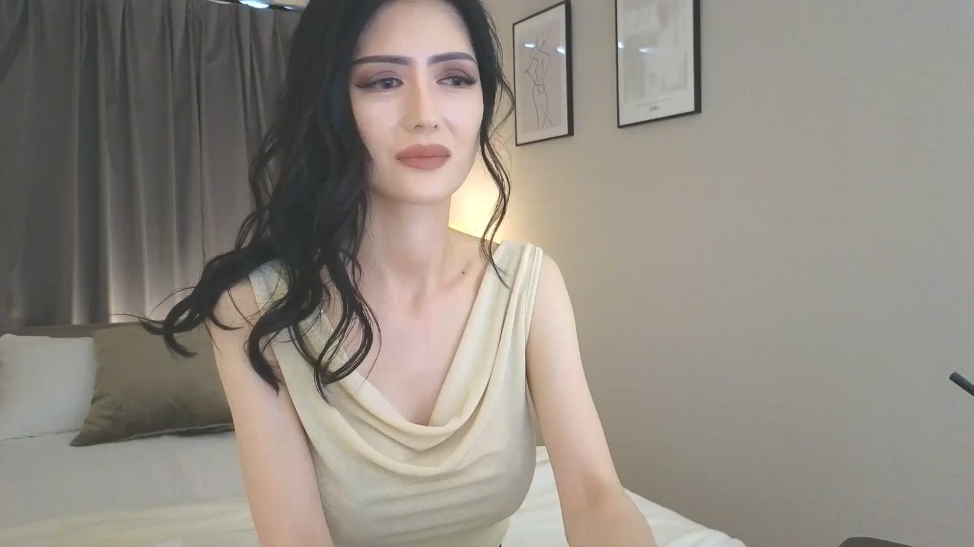 Gallery image thumbnail from Eleah's myfreecams stream on, 05/04/2025, 04:55 image 1 of 20