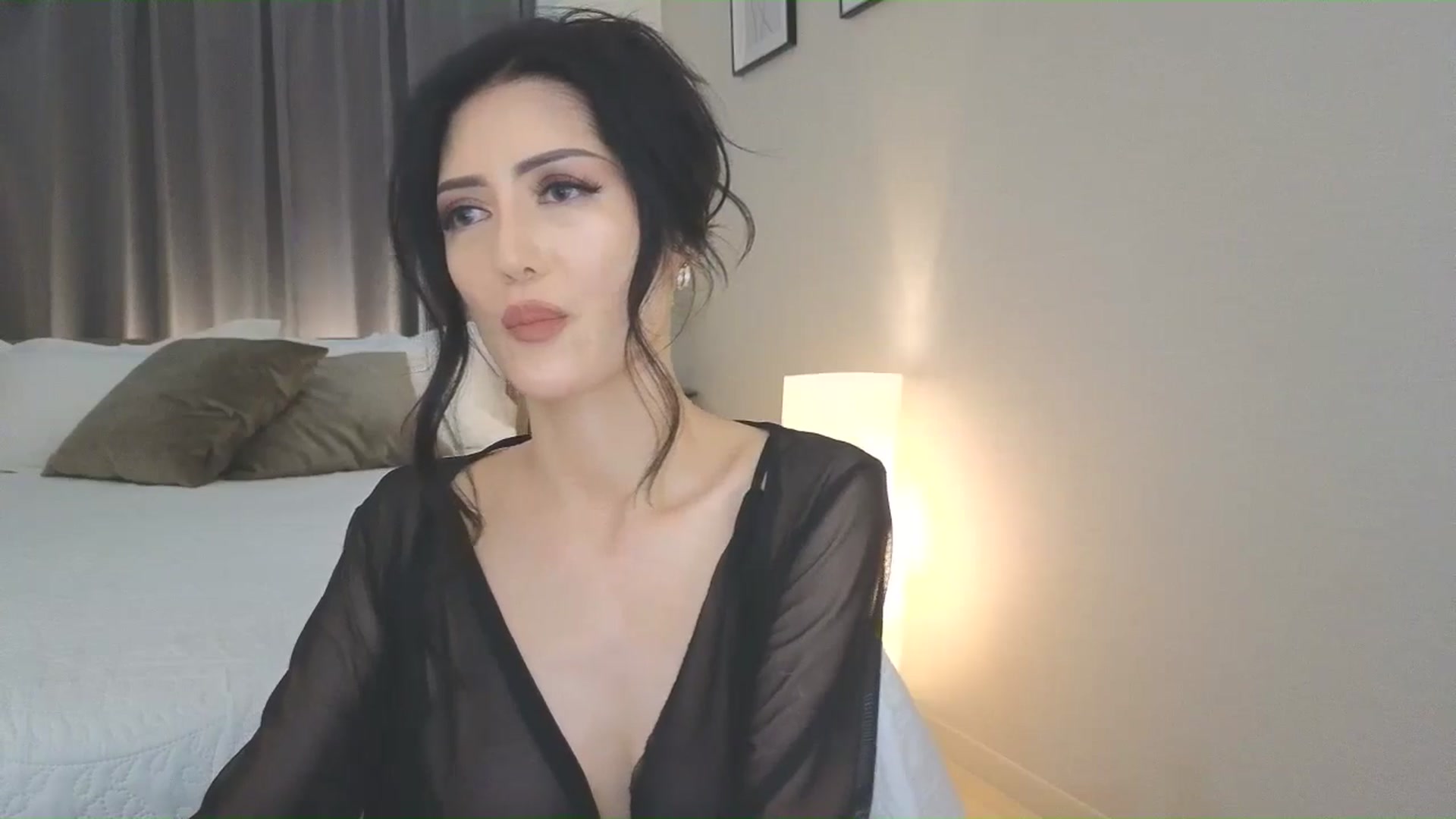 Gallery image thumbnail from Eleah's myfreecams stream on, 05/16/2025, 05:31 image 14 of 20