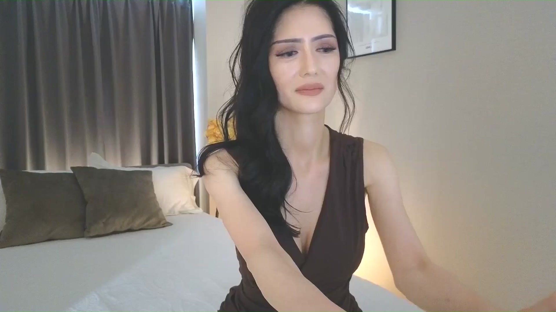 Gallery image thumbnail from Eleah's myfreecams stream on, 05/25/2025, 05:32 image 4 of 20