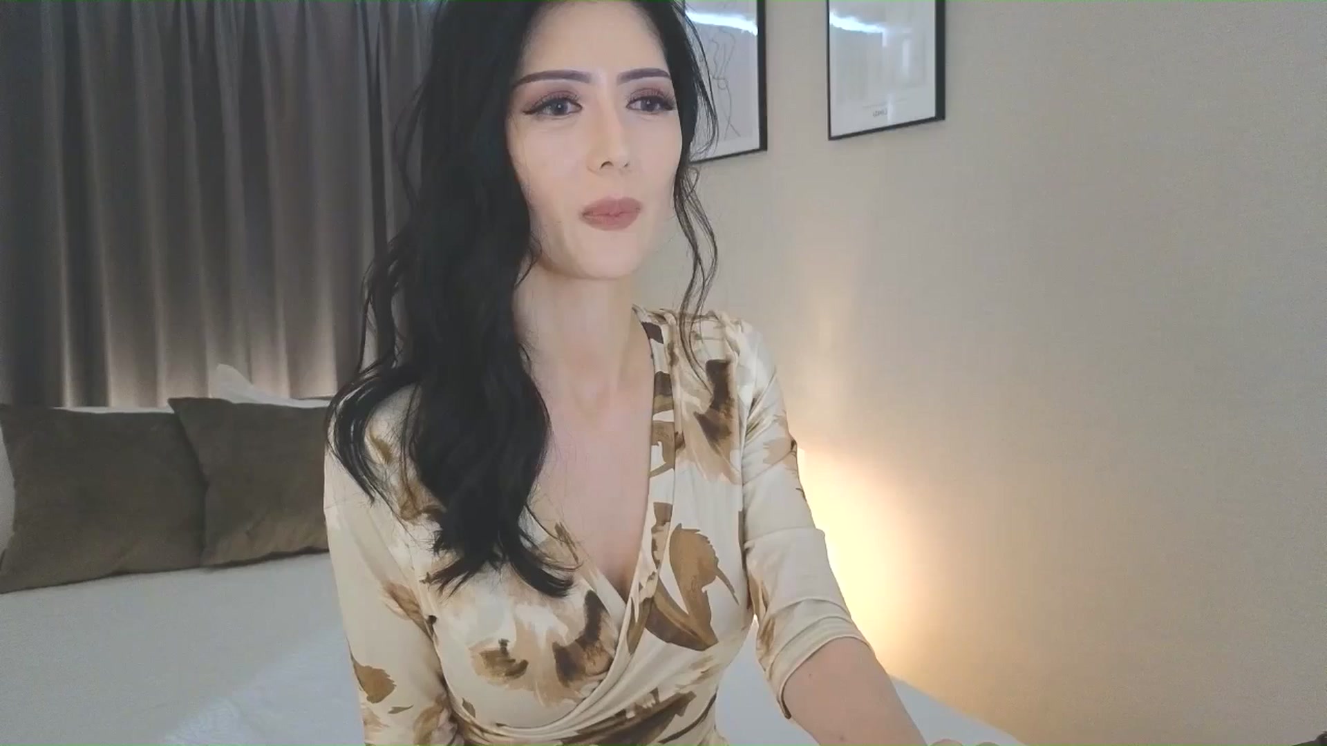 Gallery image thumbnail from Eleah's myfreecams stream on, 05/25/2025, 05:32 image 1 of 20