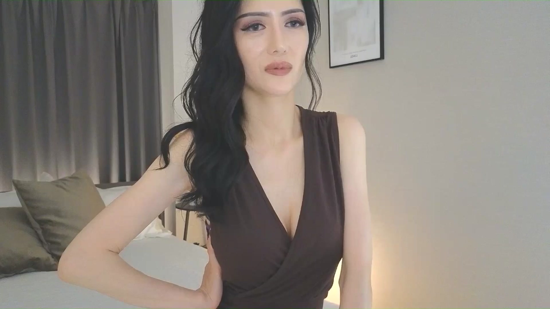 Gallery image thumbnail from Eleah's myfreecams stream on, 05/25/2025, 12:12 image 16 of 20